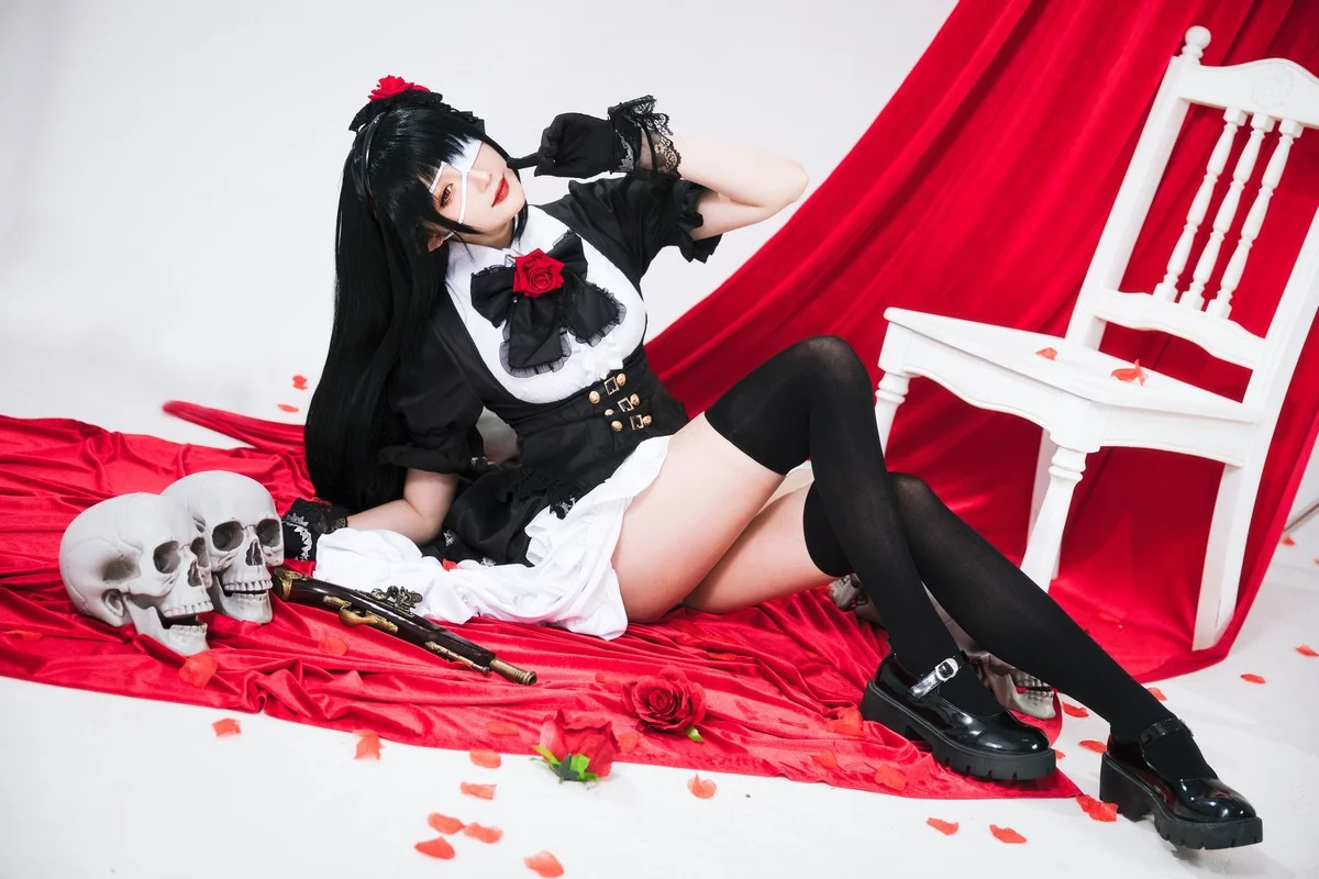 Coser美女瓜希酱时崎狂三主题私房性感多套服饰秀翘臀美腿迷人诱惑写真156P