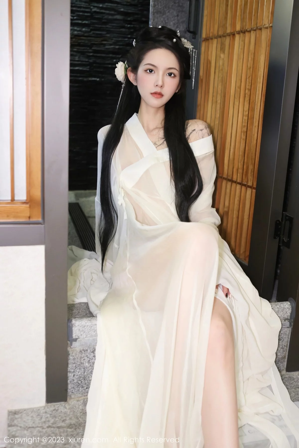 XiuRen第6430期_模特乔一一温泉浴池白纱轻透古装服饰秀惹火身材极致诱惑写真82P