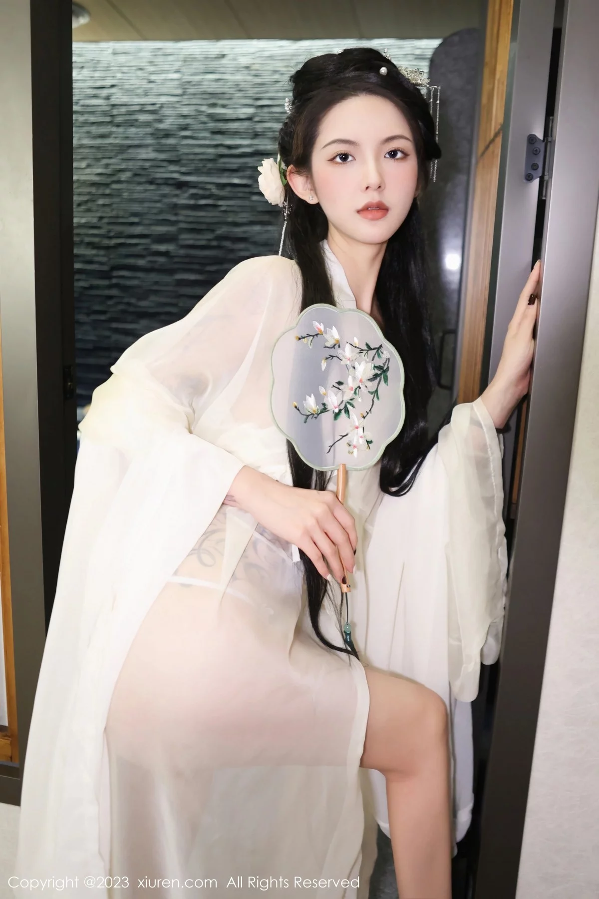 XiuRen第6430期_模特乔一一温泉浴池白纱轻透古装服饰秀惹火身材极致诱惑写真82P