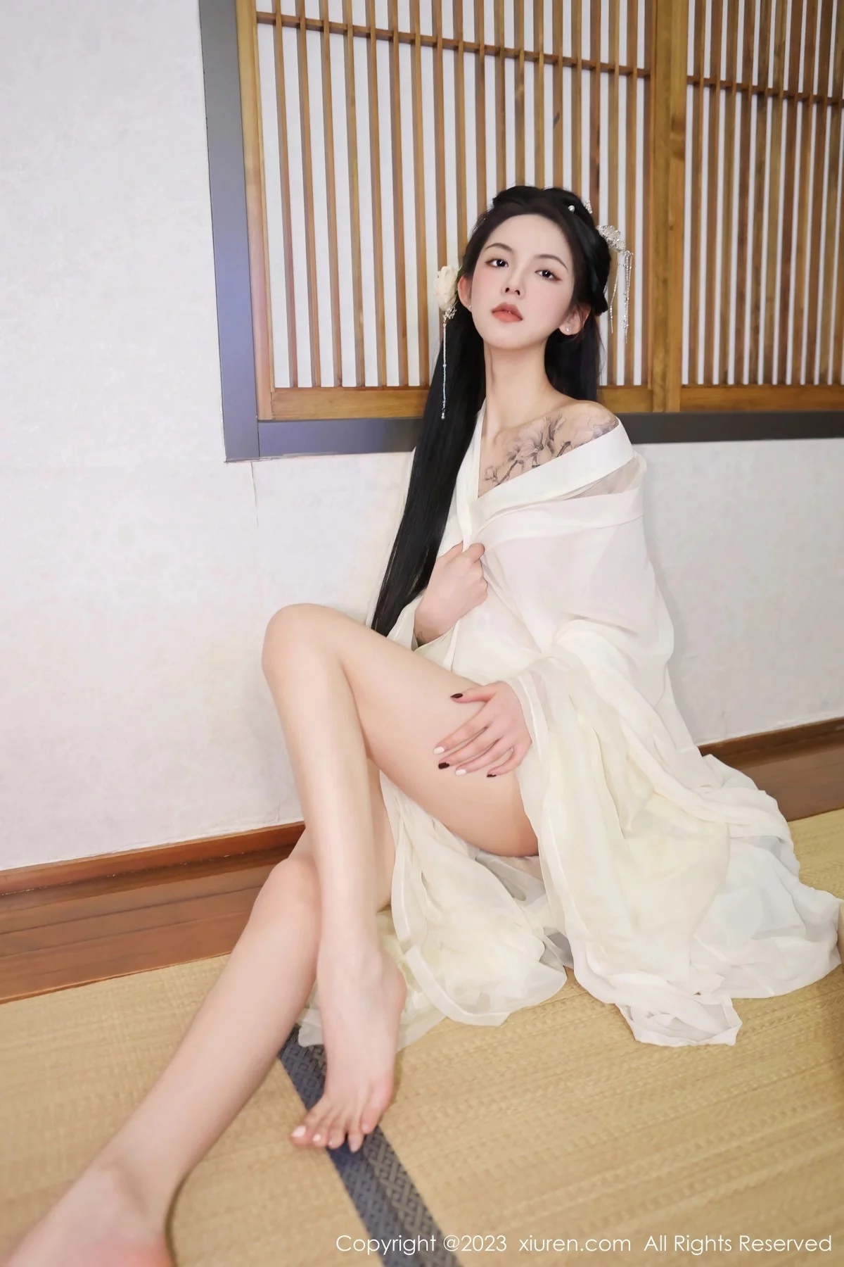 XiuRen第6430期_模特乔一一温泉浴池白纱轻透古装服饰秀惹火身材极致诱惑写真82P