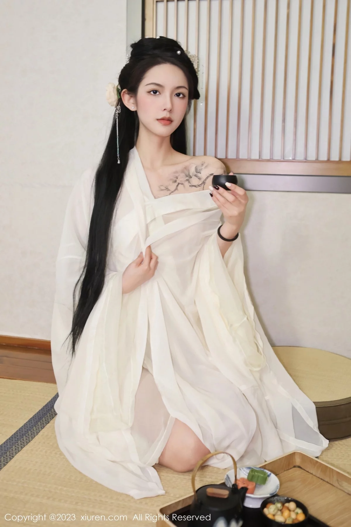 XiuRen第6430期_模特乔一一温泉浴池白纱轻透古装服饰秀惹火身材极致诱惑写真82P