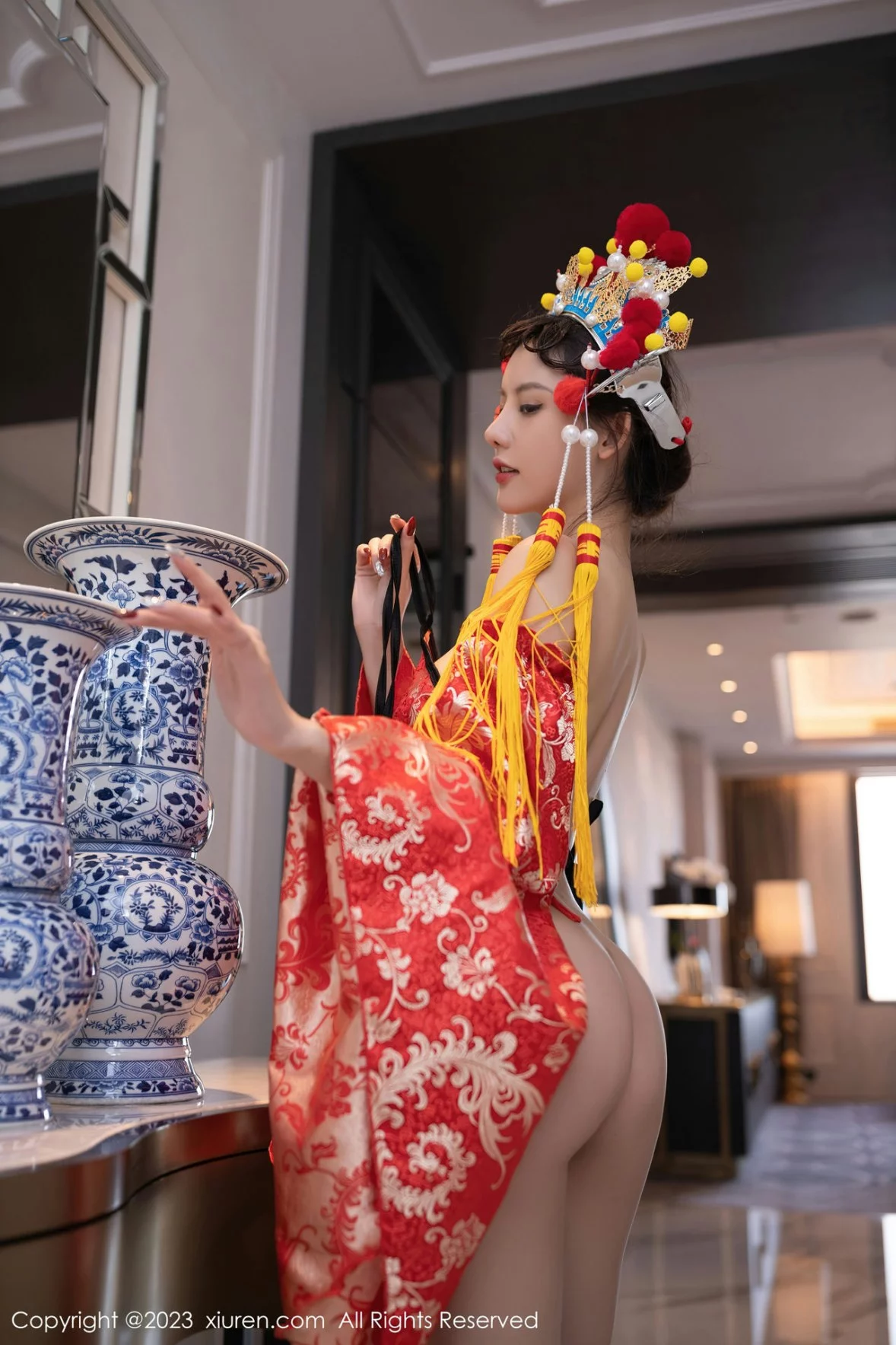 XiuRen第6308期_模特就是阿朱啊喜庆花嫁主题私房半脱露曼妙绝美身姿诱惑写真81P