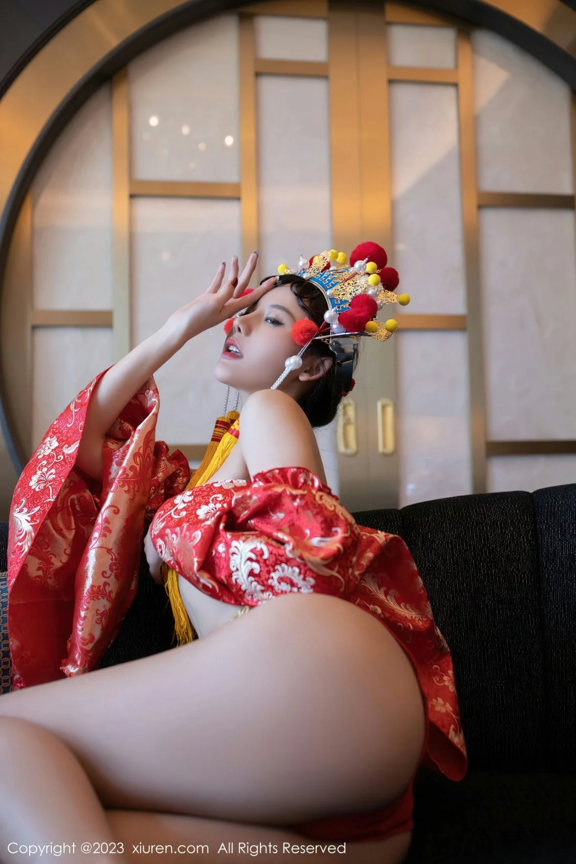 XiuRen第6308期_模特就是阿朱啊喜庆花嫁主题私房半脱露曼妙绝美身姿诱惑写真81P