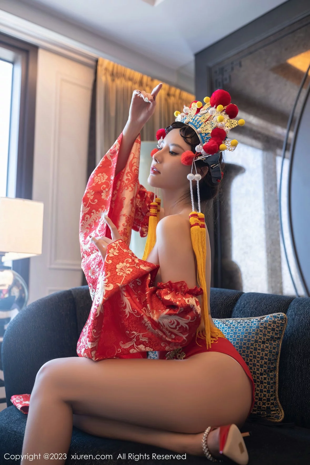 XiuRen第6308期_模特就是阿朱啊喜庆花嫁主题私房半脱露曼妙绝美身姿诱惑写真81P