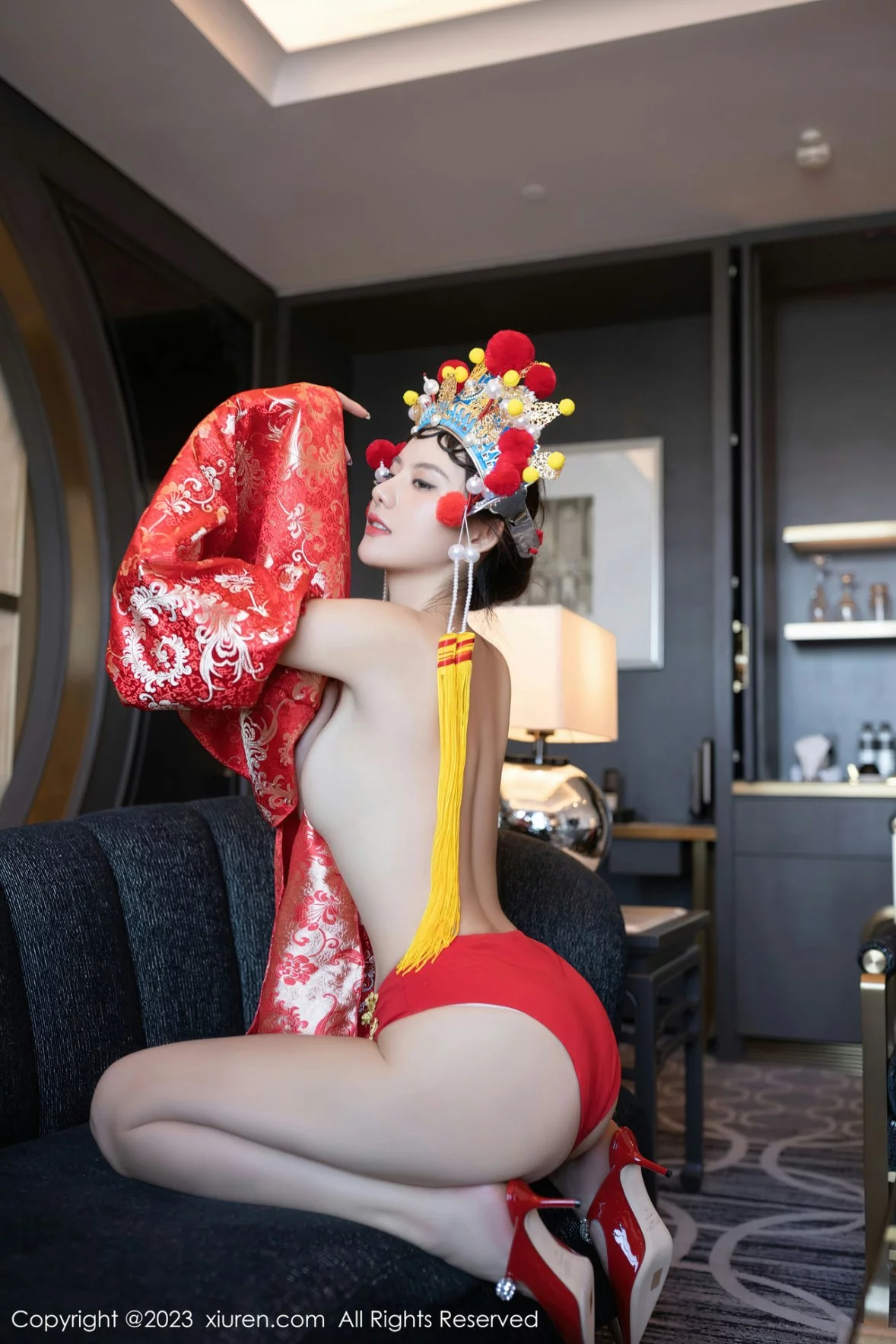 XiuRen第6308期_模特就是阿朱啊喜庆花嫁主题私房半脱露曼妙绝美身姿诱惑写真81P