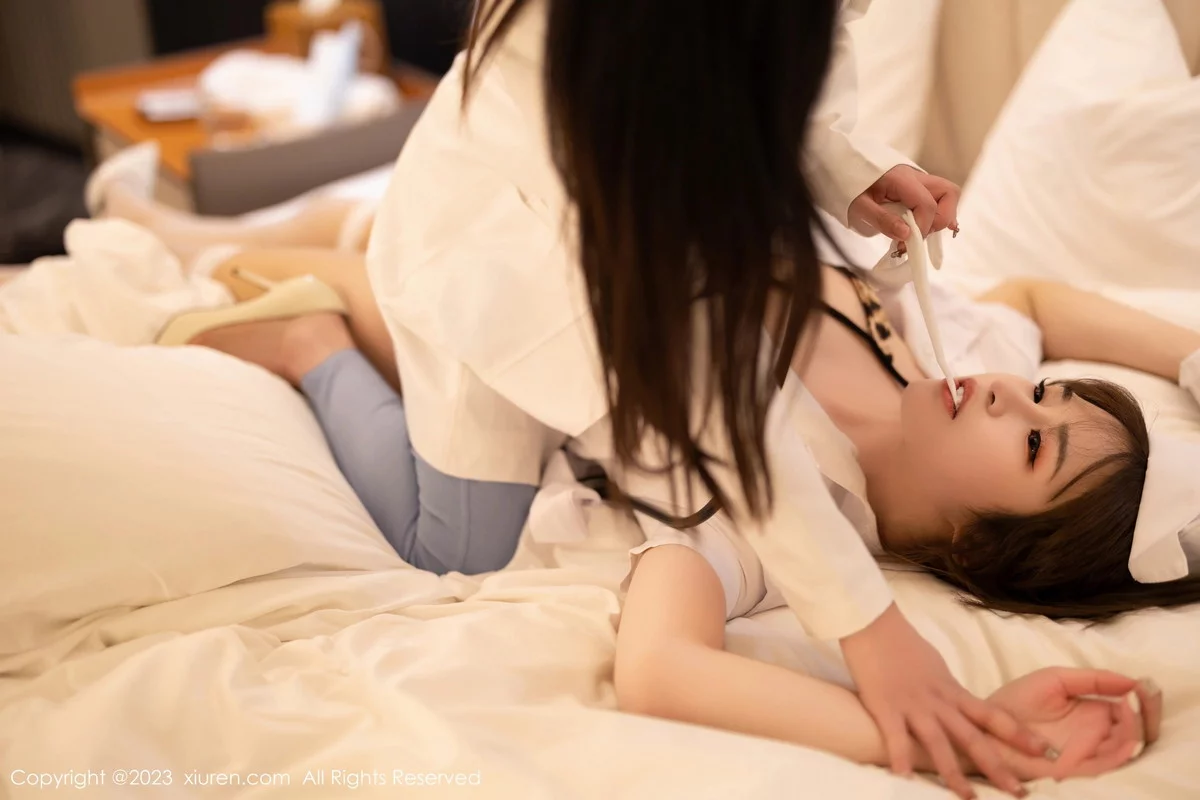 XiuRen第6312期_模特合集女神icy猪＆laura阿姣医生与护士主题性感内衣诱惑写真99P