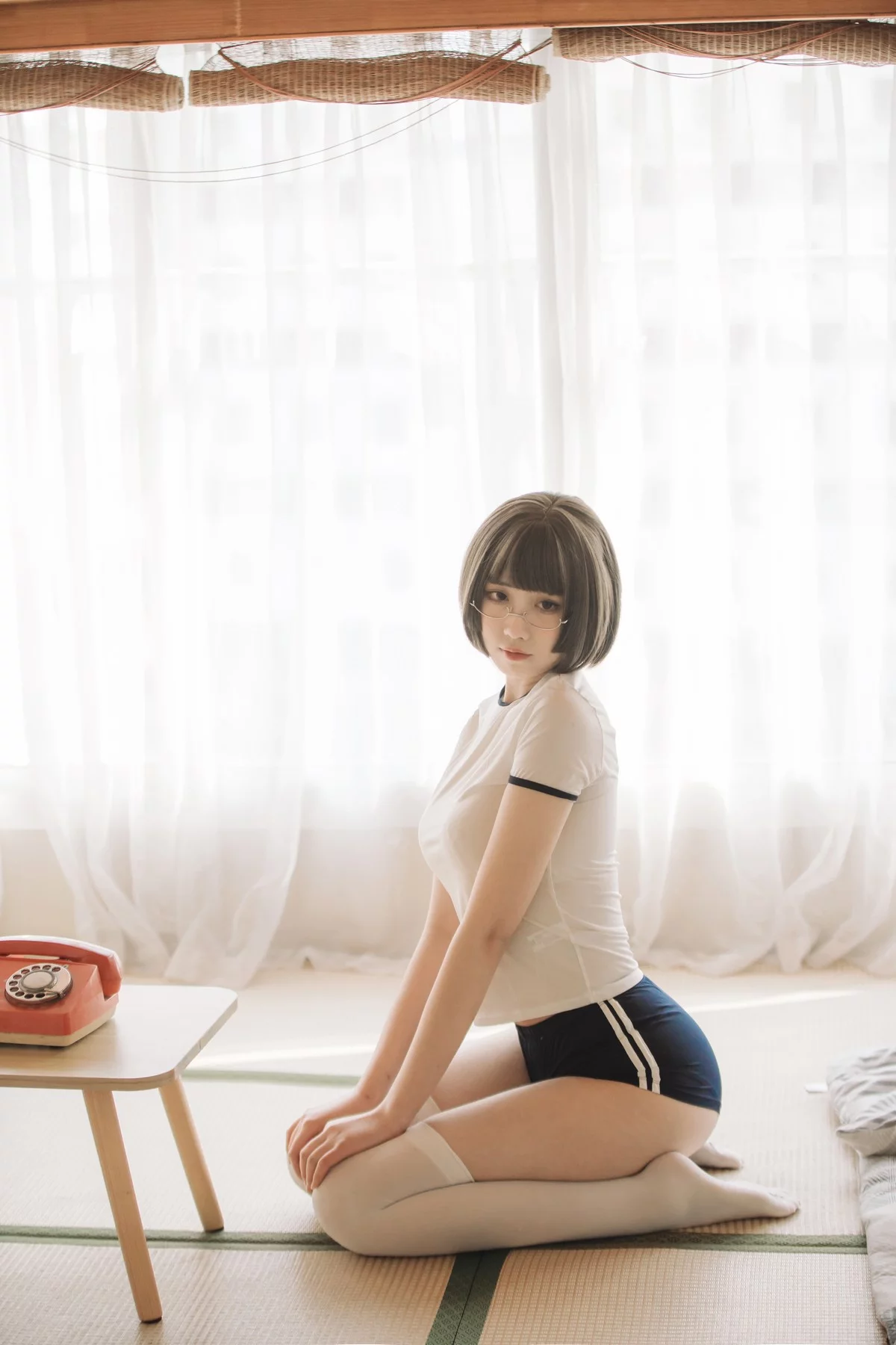 次元少女念雪ww体操服主题私房性感紧身体操服配白丝袜秀曼妙身姿诱惑写真40P