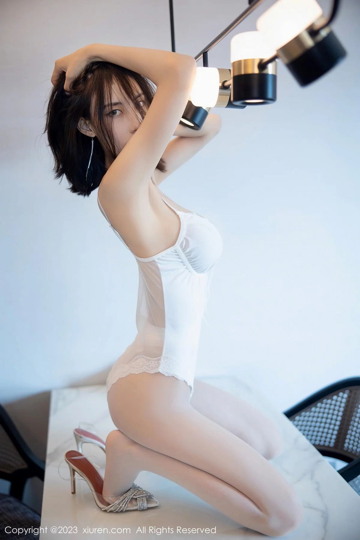XiuRen第6522期_模特Lingyu69白色网纱情趣服饰配开档白丝秀惹火身材诱惑写真98P