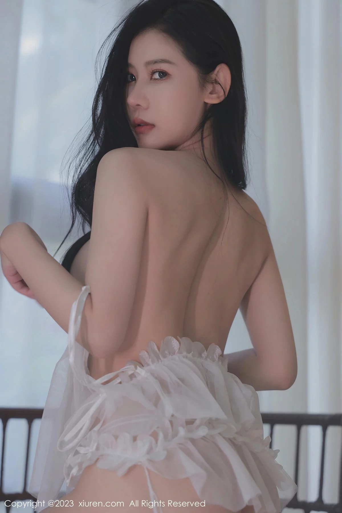 XiuRen第6521期_模特尹甜甜性感白色网纱情趣服饰配白丝袜秀完美身材诱惑写真63P