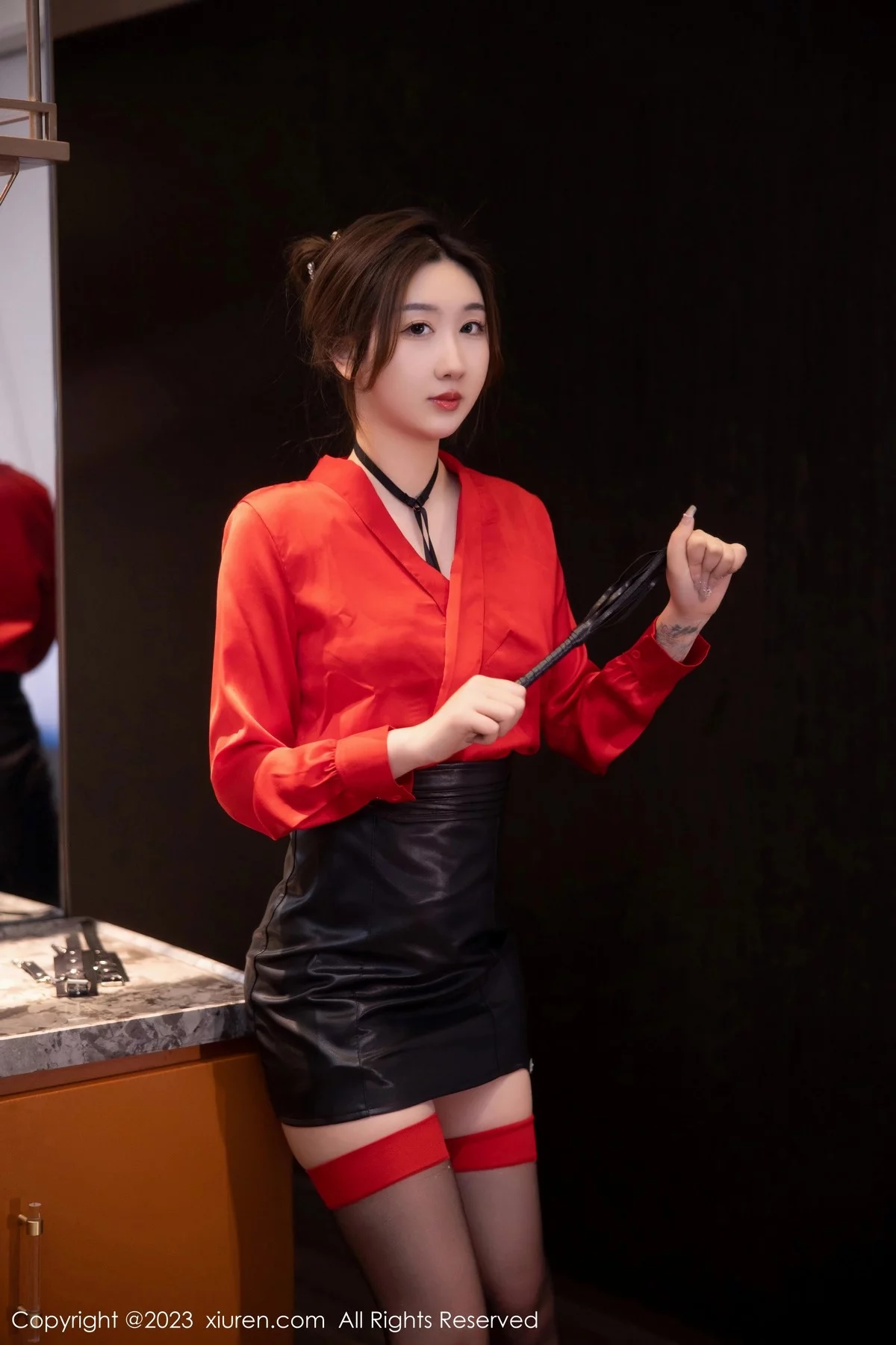 XiuRen第6529期_模特江真真红色上衣配黑色短裙露花式内衣秀丰满身材诱惑写真88P
