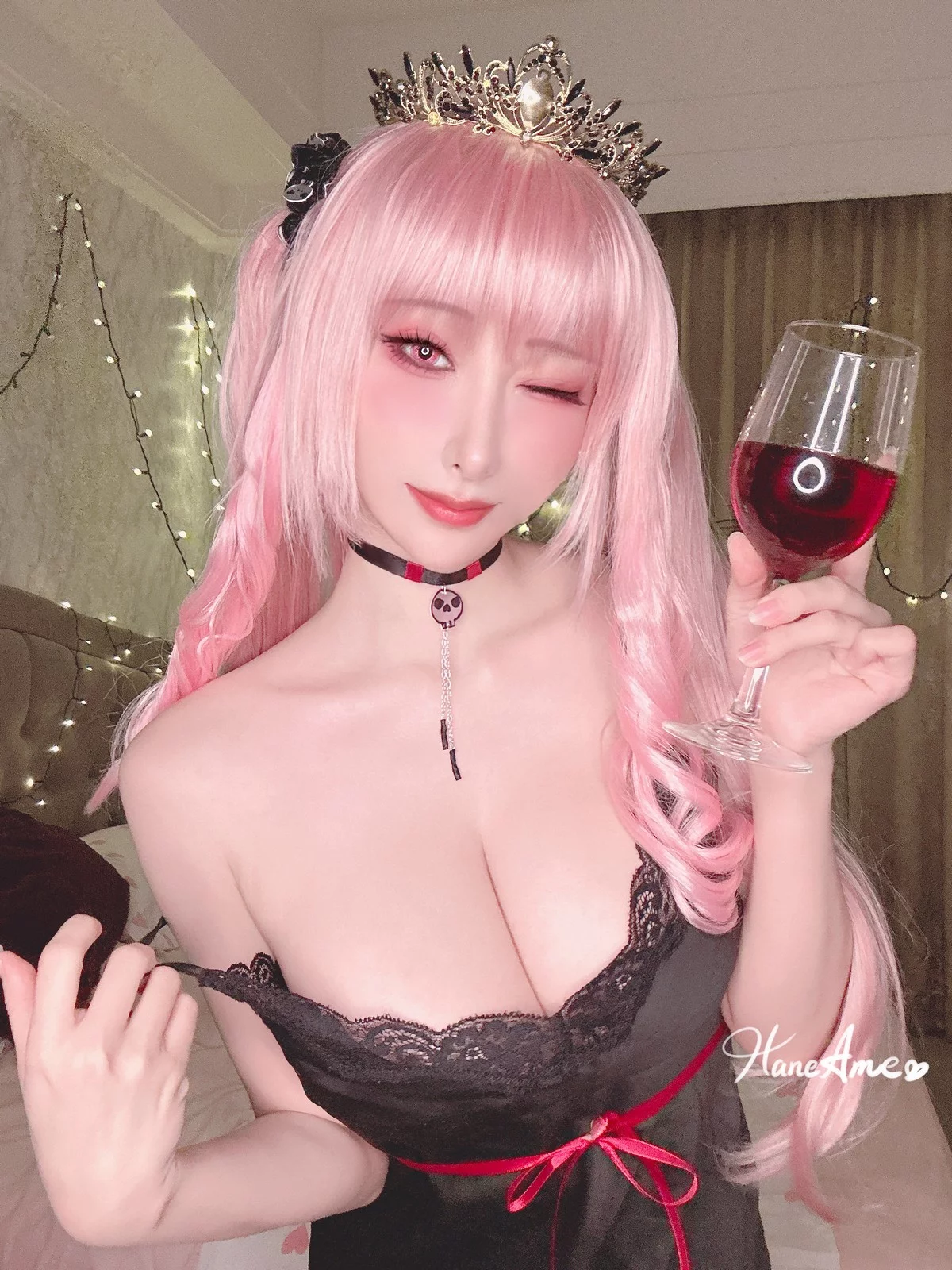 Coser美女雨波_HaneAme死神睡衣主题性感黑色蕾丝吊袜睡衣秀豪乳诱惑写真32P