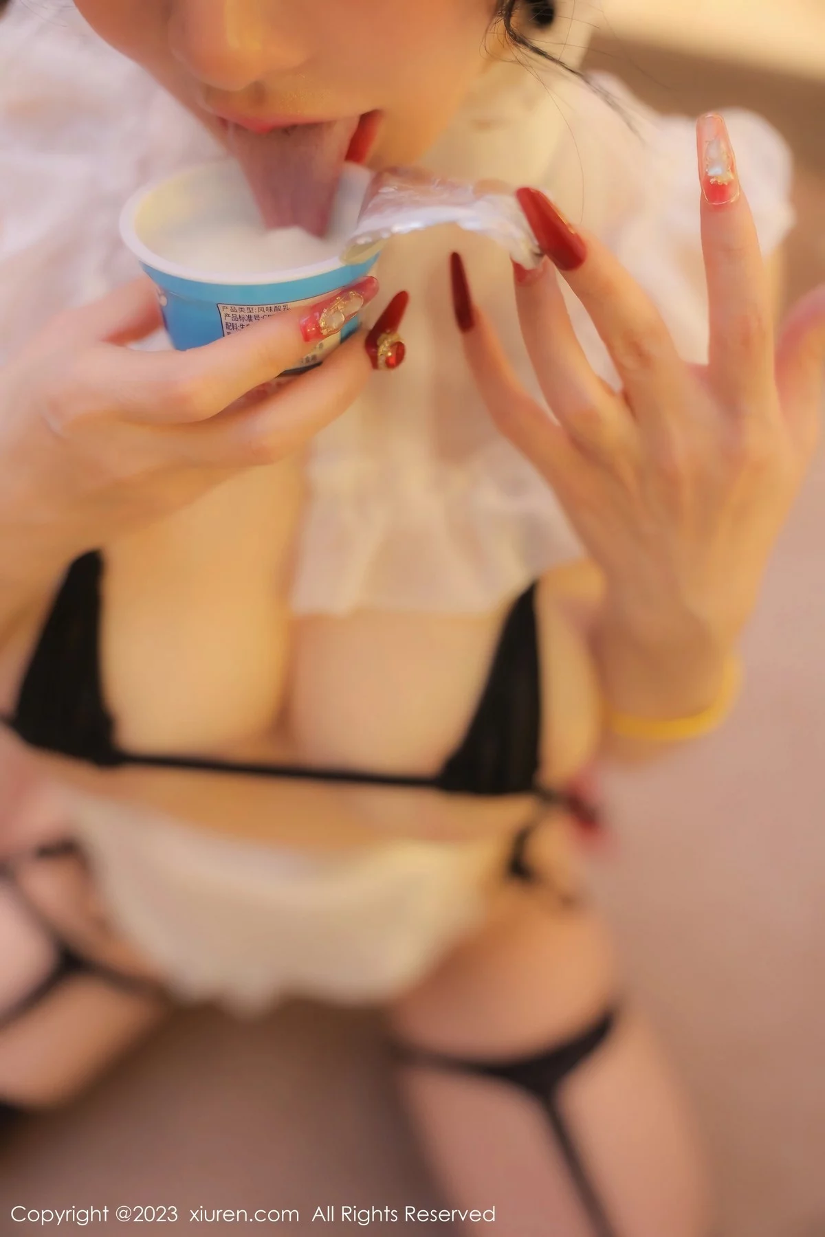 XiuRen第6535期_模特潘娇娇蕾丝女仆装露性感黑色情趣内衣秀巨乳肥臀诱惑写真80P