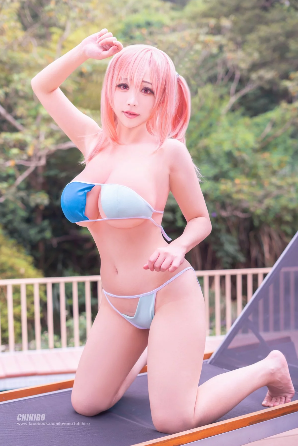 Coser美女叫我千寻大人穗香+玛莉萝丝主题泳池性感比基尼秀傲人豪乳诱惑写真54P