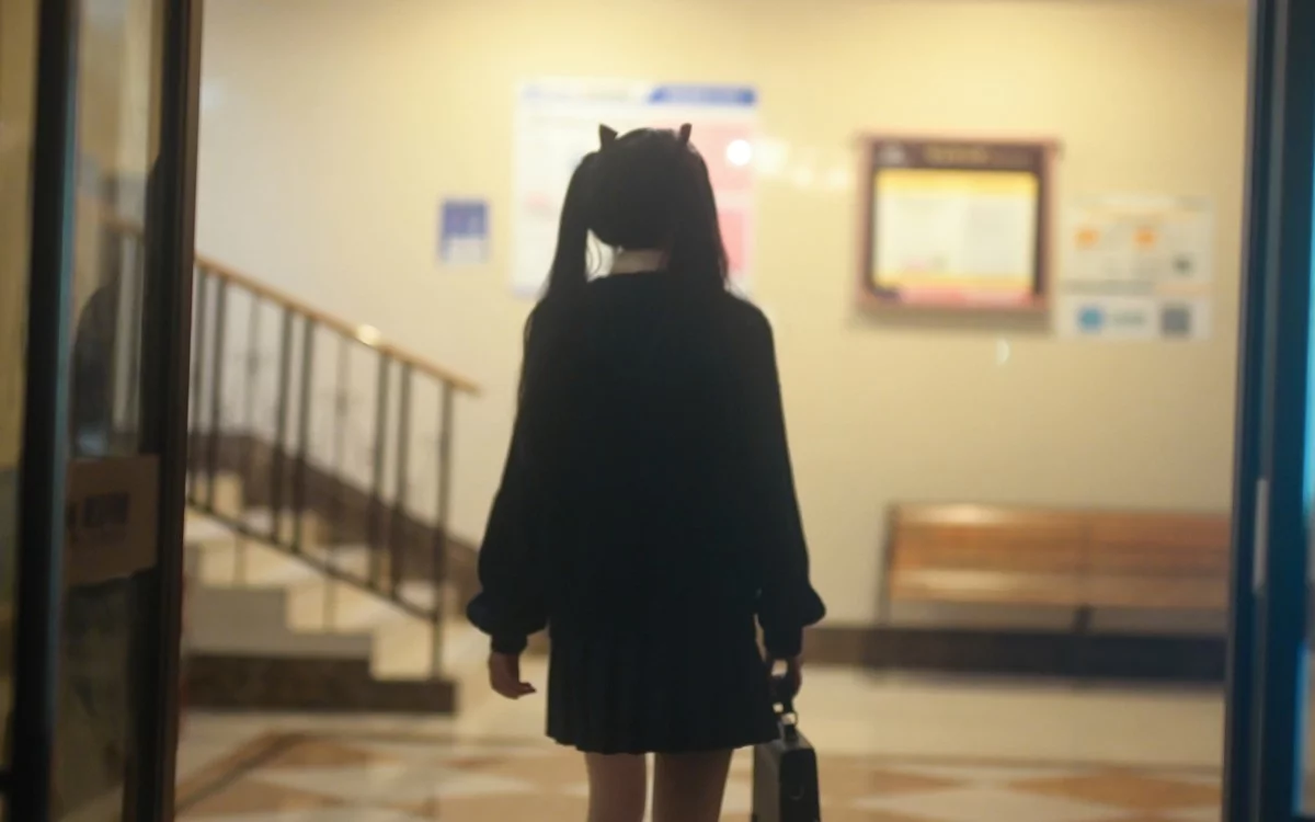 网络美女鹿八岁少女的悸动主题脱性感学生制服露蕾丝内衣秀惹火身材诱惑写真116P