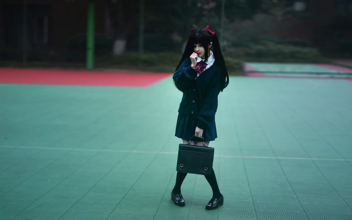 网络美女鹿八岁少女的悸动主题脱性感学生制服露蕾丝内衣秀惹火身材诱惑写真116P