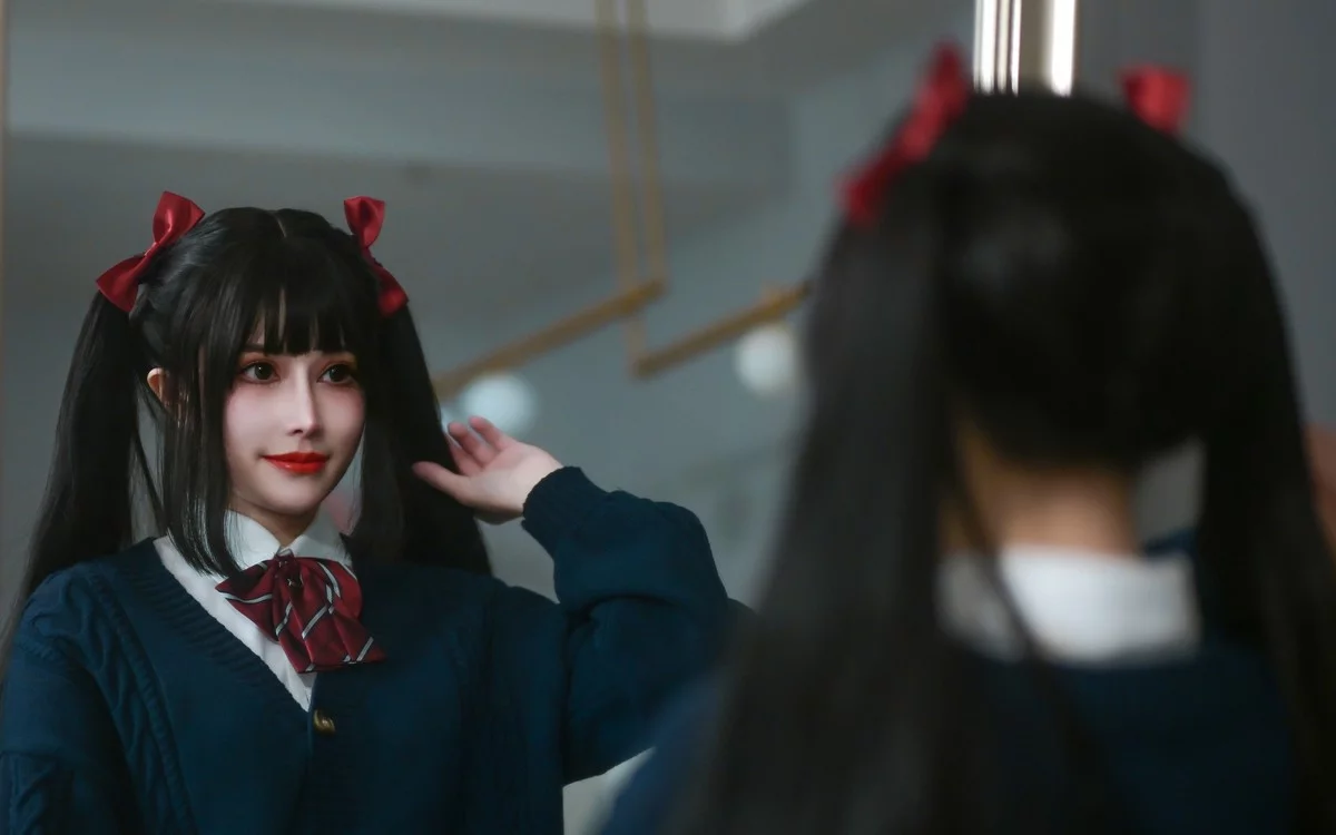 网络美女鹿八岁少女的悸动主题脱性感学生制服露蕾丝内衣秀惹火身材诱惑写真116P