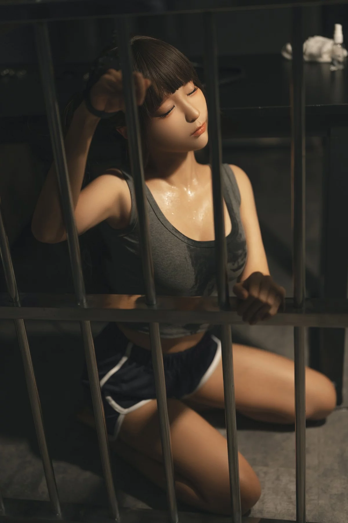 动漫博主蠢沫沫审讯主题私房性感灰色运动装大尺度全果秀豪乳翘臀诱惑写真140P