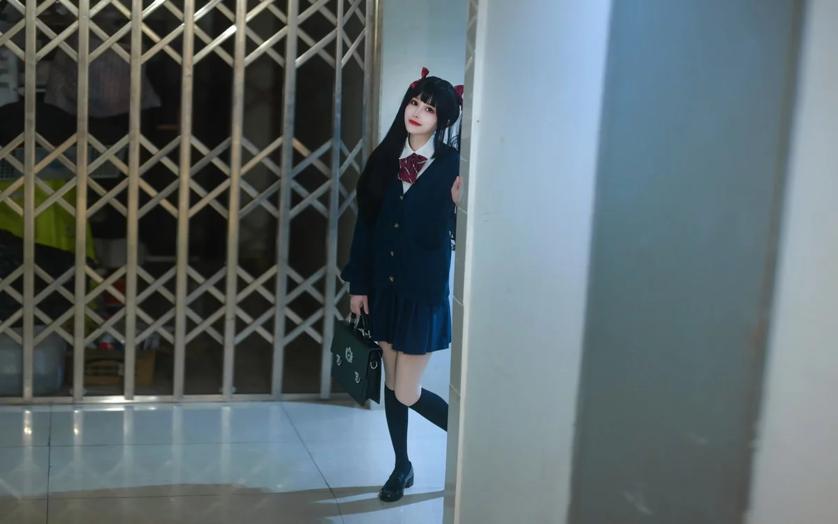 网络美女鹿八岁少女的悸动主题脱性感学生制服露蕾丝内衣秀惹火身材诱惑写真116P