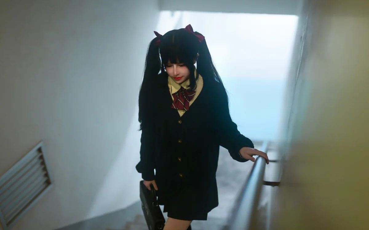 网络美女鹿八岁少女的悸动主题脱性感学生制服露蕾丝内衣秀惹火身材诱惑写真116P