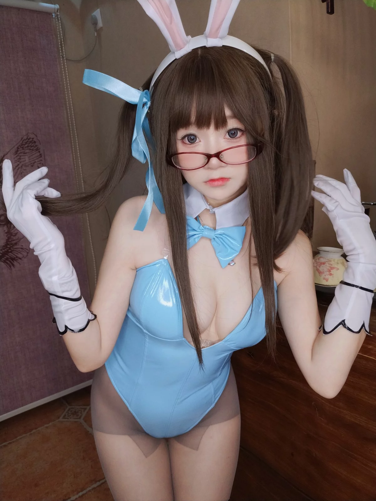网络美女软妹摇摇乐兔女郎主题私房性感蓝色皮质连体衣配超薄黑丝迷人诱惑写真127P