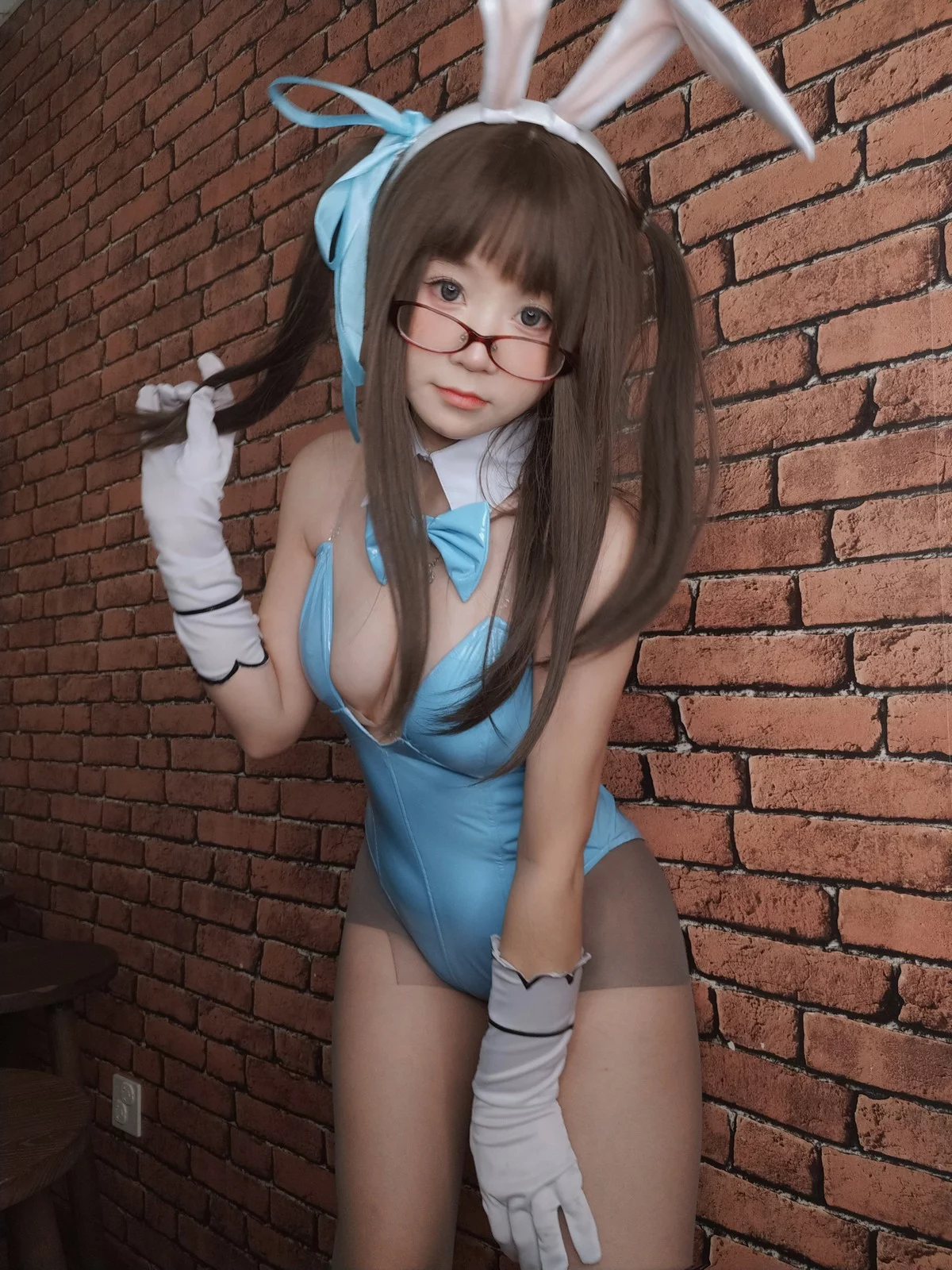 网络美女软妹摇摇乐兔女郎主题私房性感蓝色皮质连体衣配超薄黑丝迷人诱惑写真127P