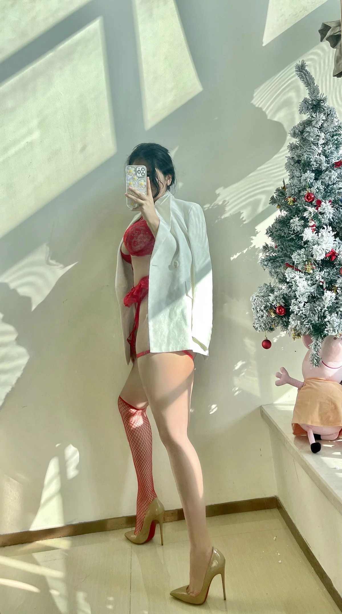 健身美女艾拉微蜜圈图集精选主题私房性感多套服饰秀浑圆翘臀惹火诱惑写真380P