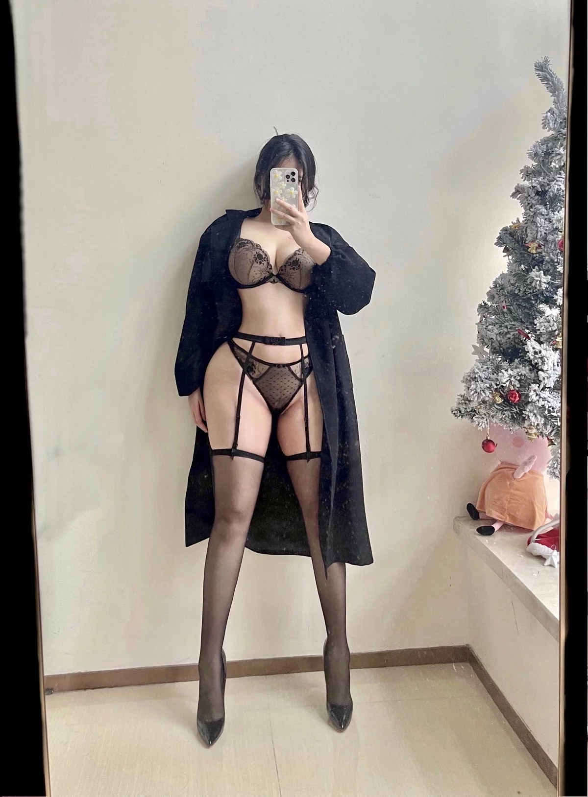 健身美女艾拉微蜜圈图集精选主题私房性感多套服饰秀浑圆翘臀惹火诱惑写真380P