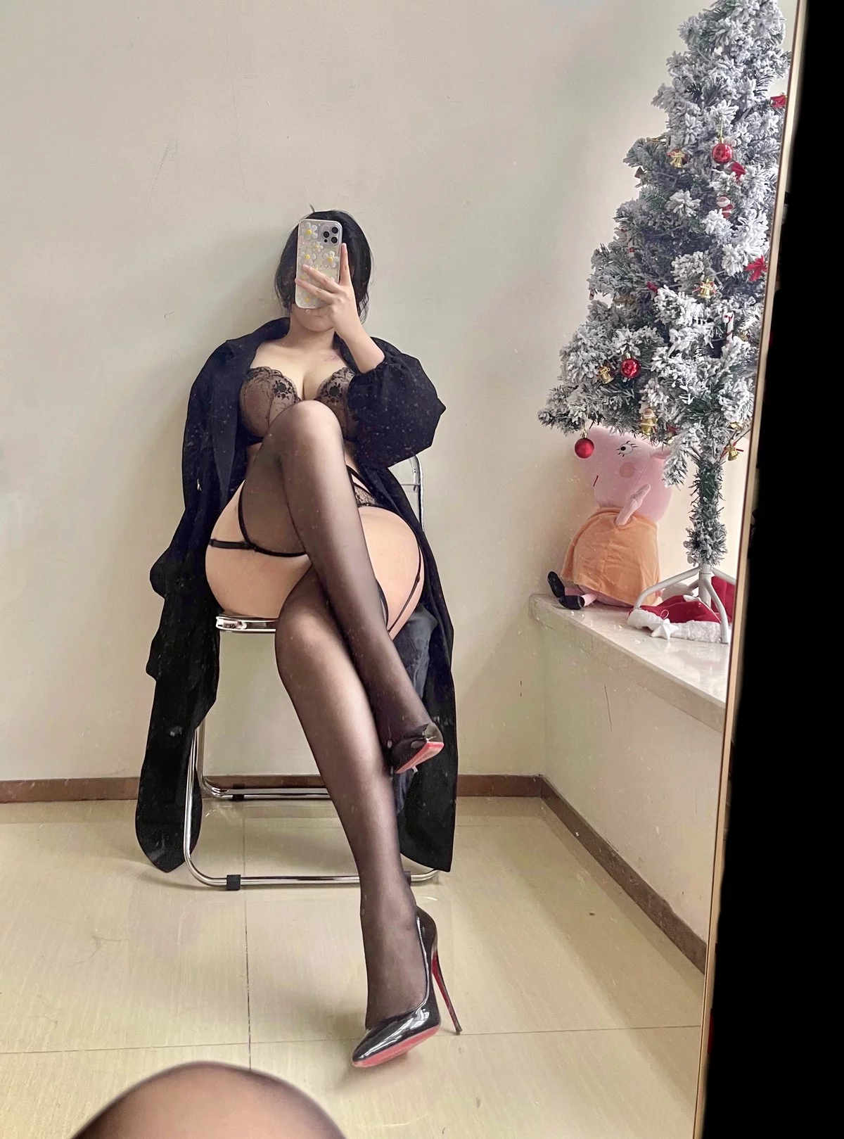 健身美女艾拉微蜜圈图集精选主题私房性感多套服饰秀浑圆翘臀惹火诱惑写真380P