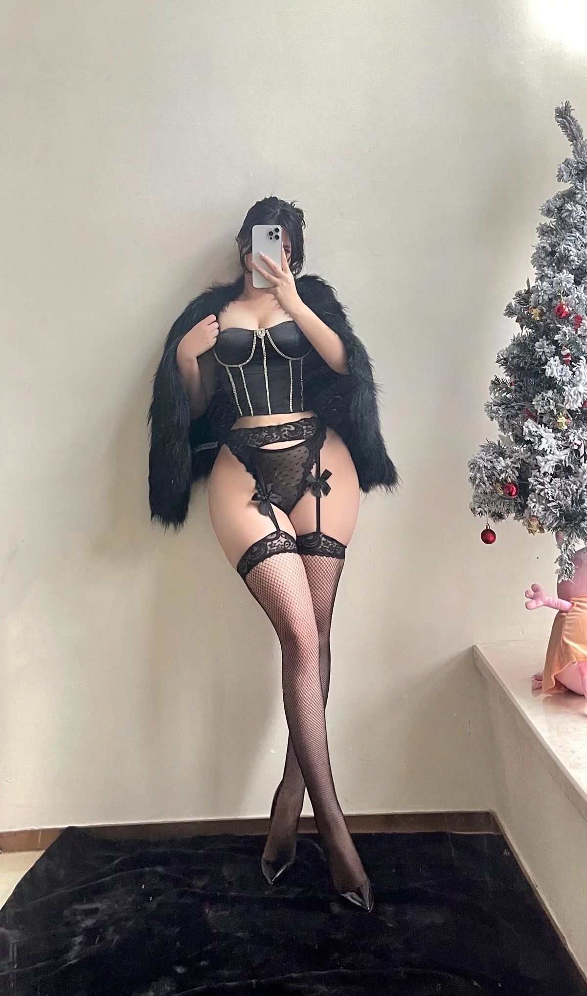 健身美女艾拉微蜜圈图集精选主题私房性感多套服饰秀浑圆翘臀惹火诱惑写真380P