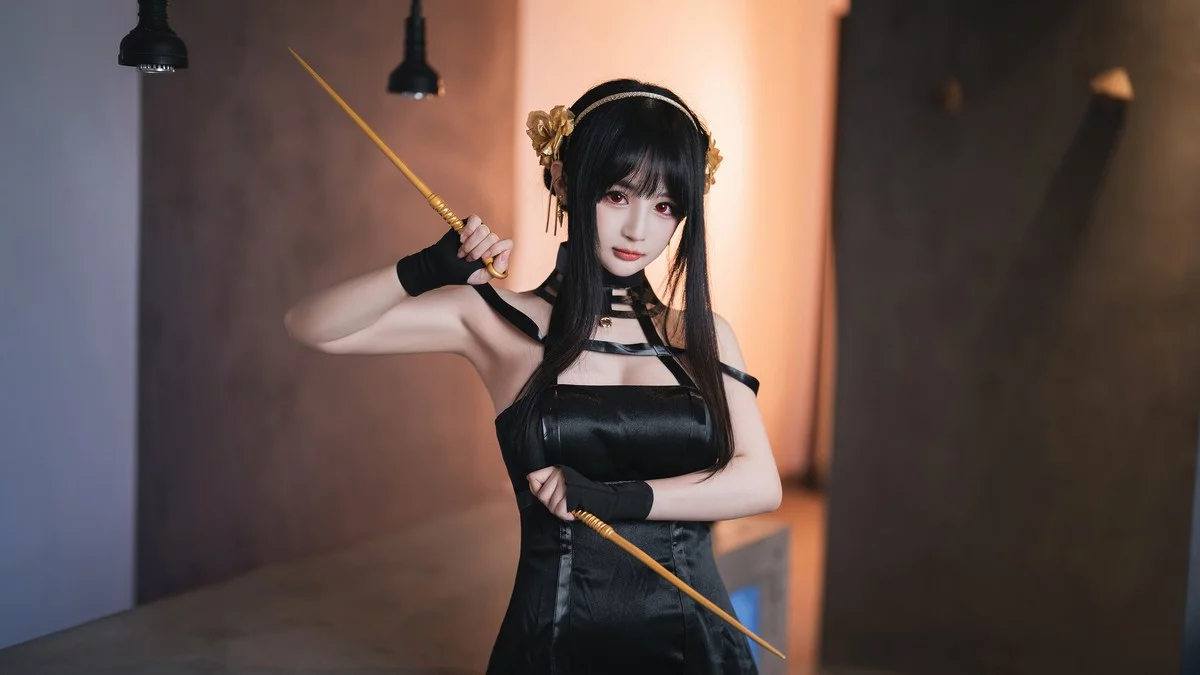 网络美女桜井宁宁约尔太太主题私房脱性感黑色长裙露黑色情趣内衣诱惑写真75P