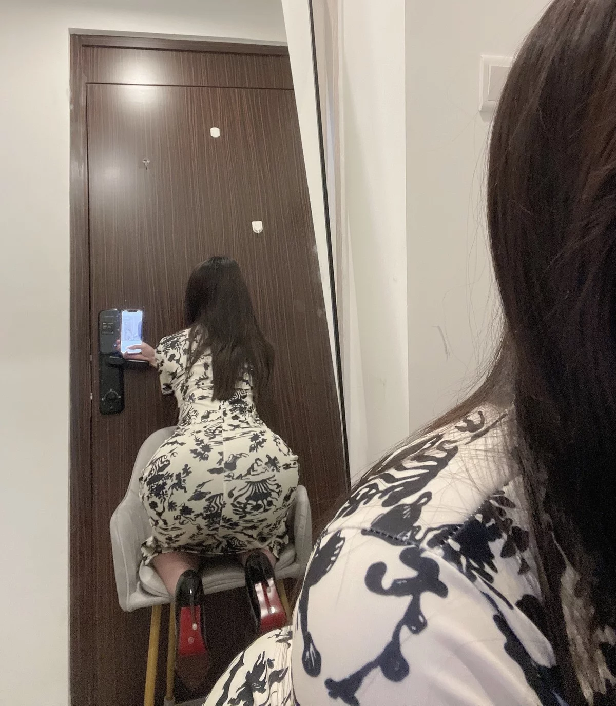 美妆博主是可欣耶自购系列主题私房性感多套服饰秀丰满身材完美诱惑写真500P