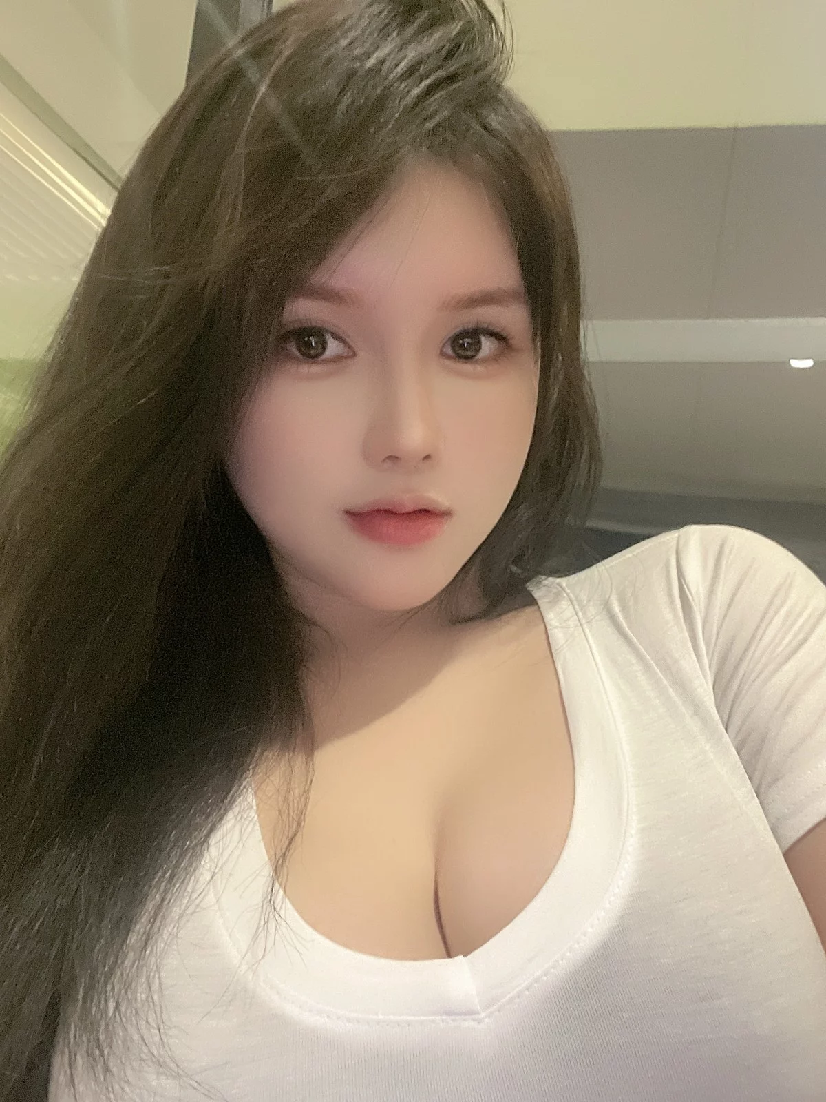 美妆博主是可欣耶自购系列主题私房性感多套服饰秀丰满身材完美诱惑写真500P