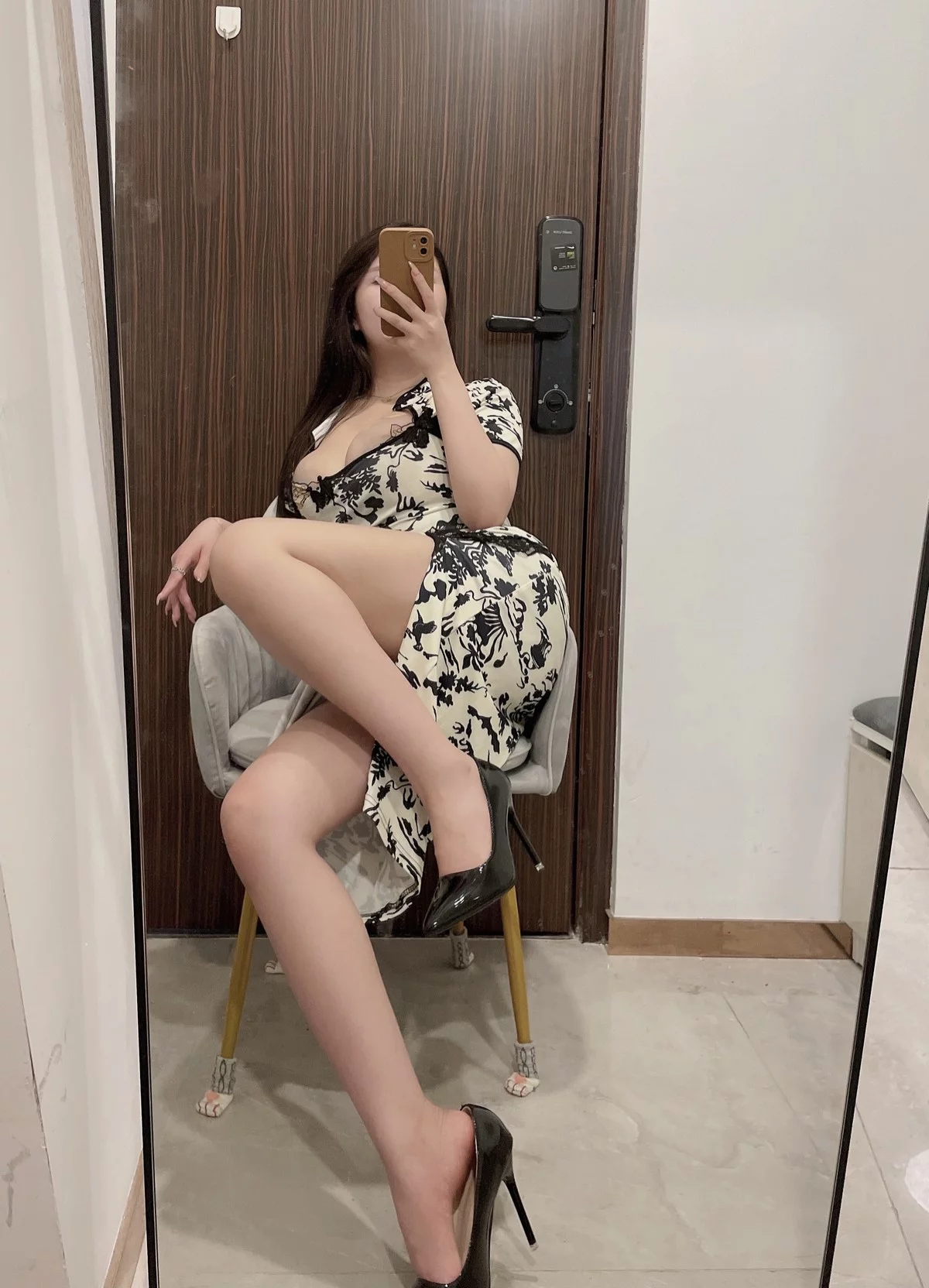 美妆博主是可欣耶自购系列主题私房性感多套服饰秀丰满身材完美诱惑写真500P