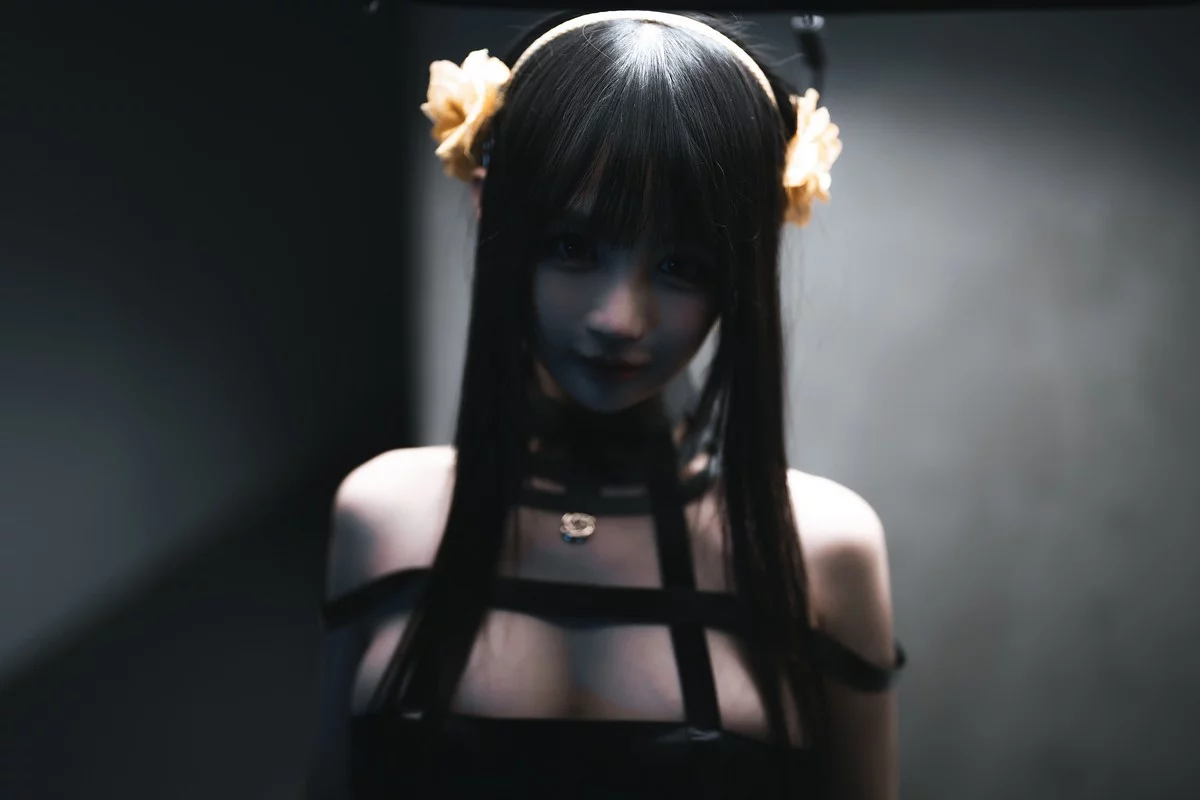 网络美女桜井宁宁约尔太太主题私房脱性感黑色长裙露黑色情趣内衣诱惑写真75P