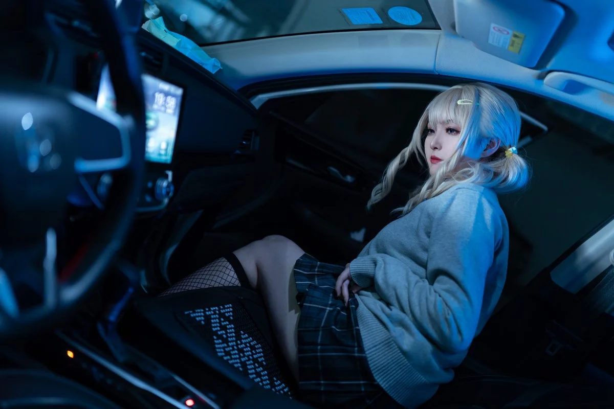 网络美女Natsuko夏夏子JK&花嫁主题脱JK制服露白色薄纱秀惹火身材诱惑写真131P