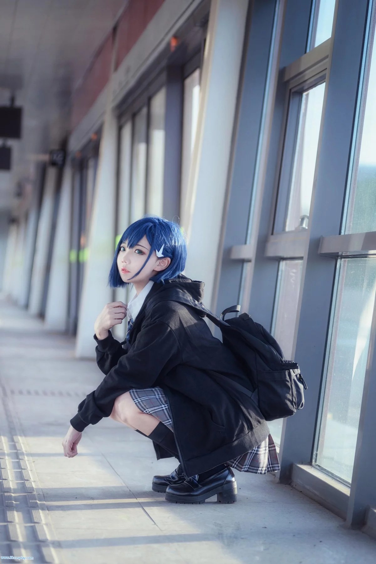 微博红人Coser楚楚子草莓制服主题户外性感制服系列秀完美身材迷人写真39P