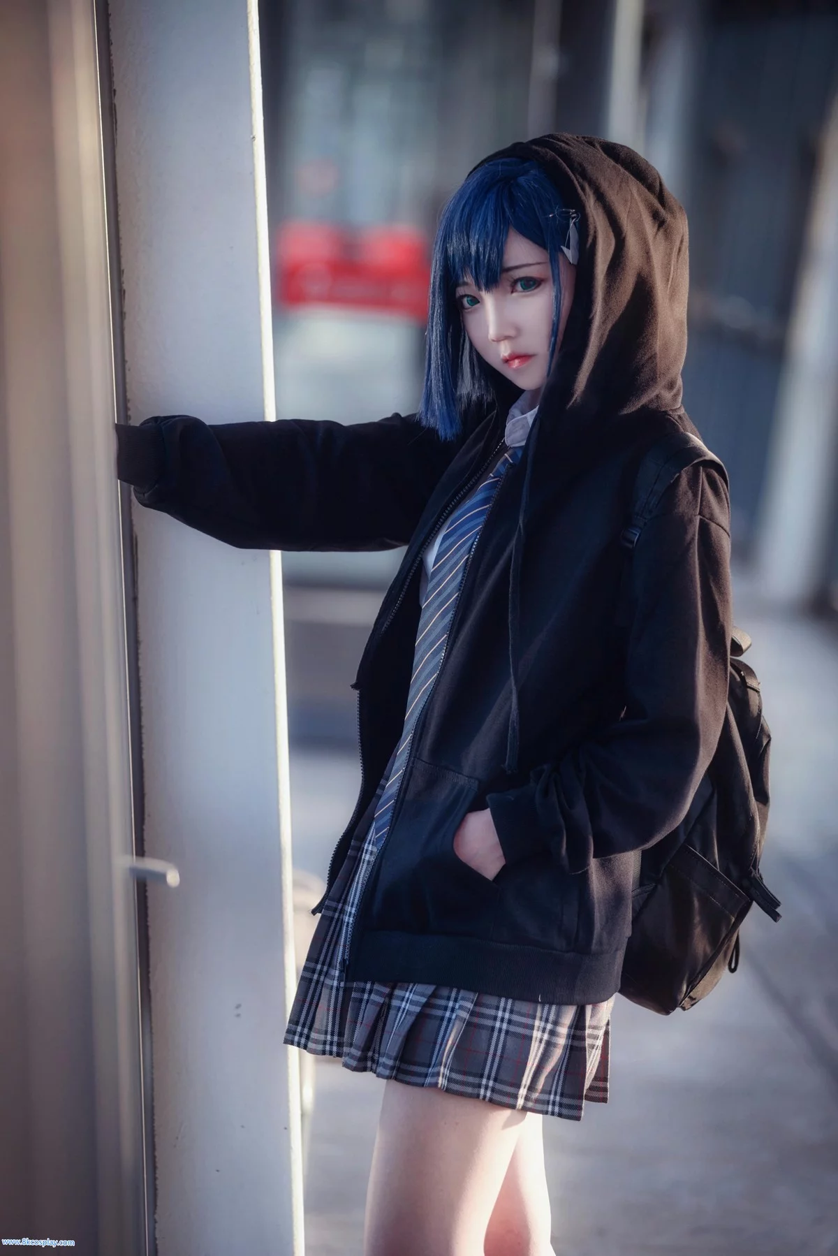 微博红人Coser楚楚子草莓制服主题户外性感制服系列秀完美身材迷人写真39P