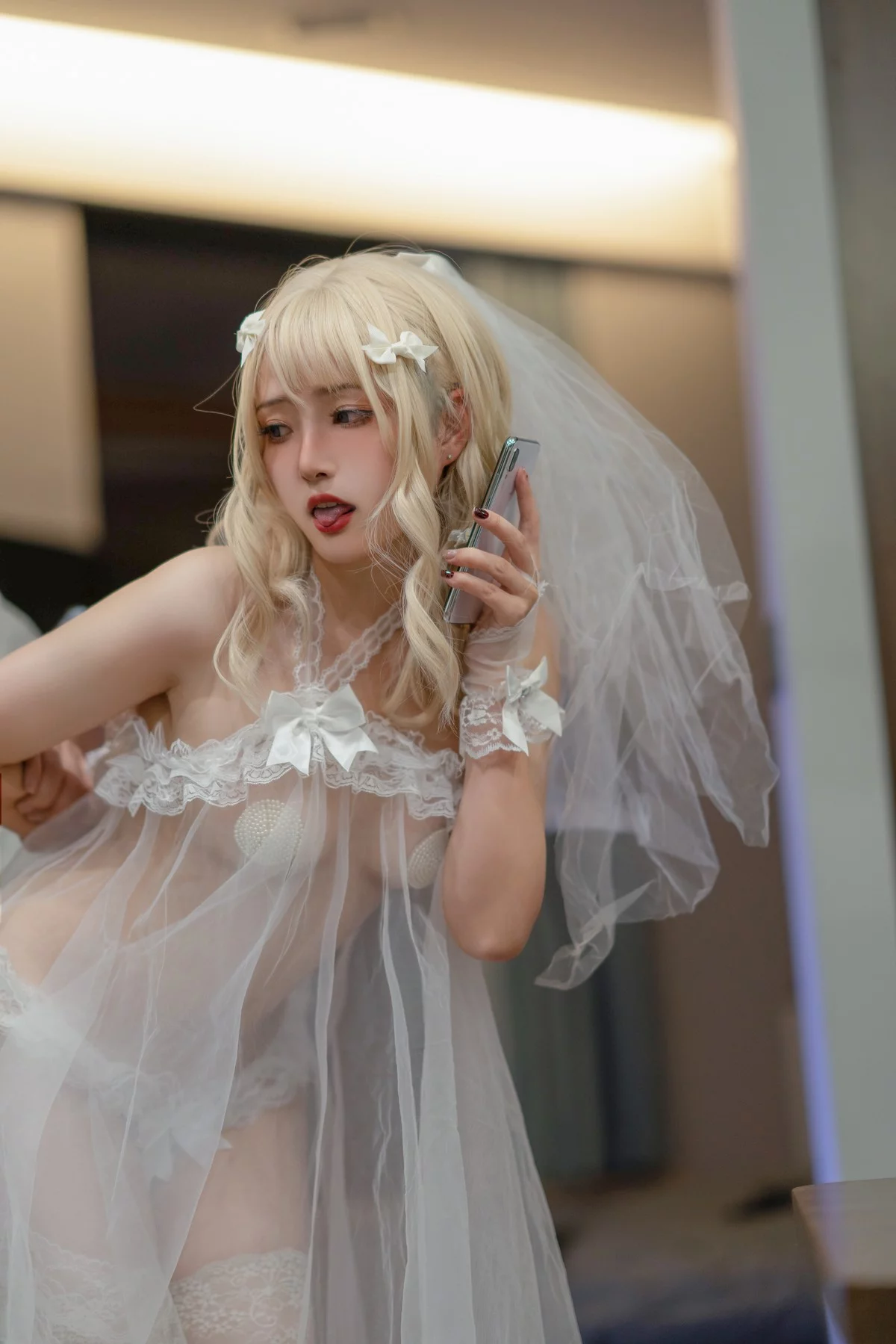 网络美女Natsuko夏夏子JK&花嫁主题脱JK制服露白色薄纱秀惹火身材诱惑写真131P