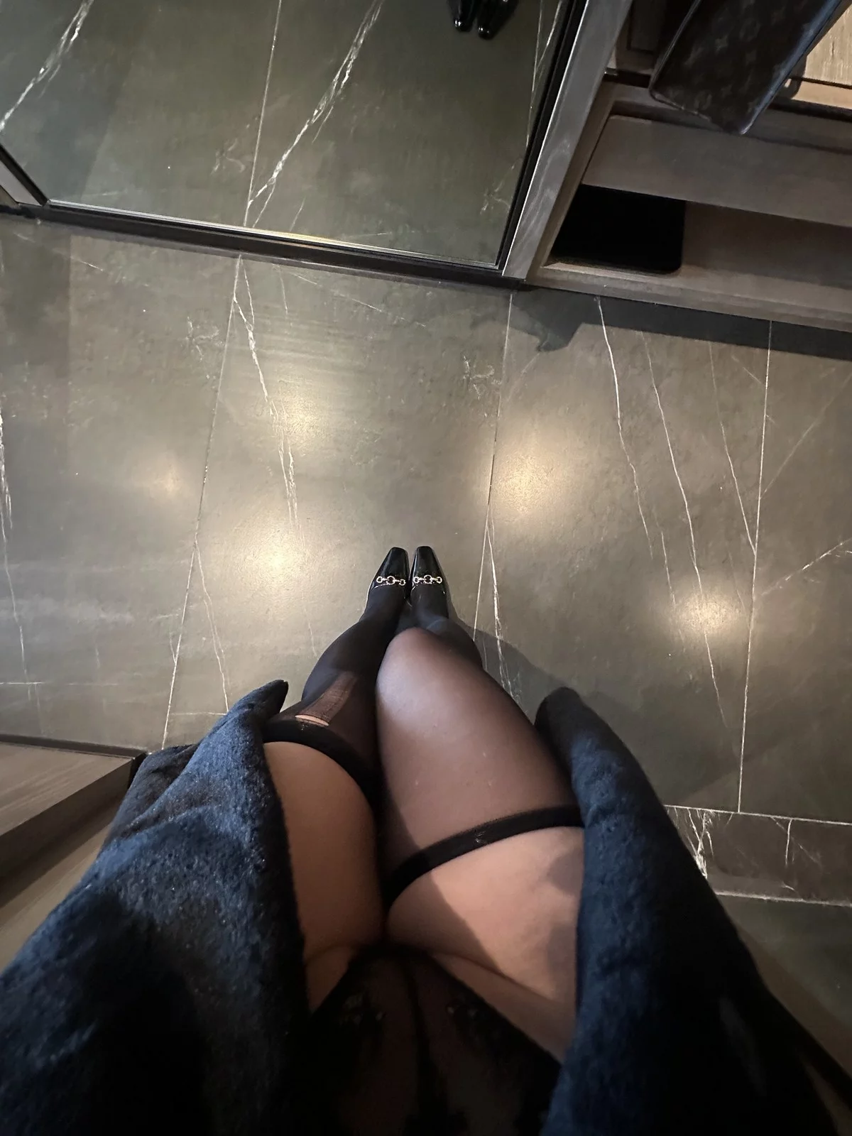 微博妹子陈大小姐微密圈写真图包主题私房性感内衣系列秀豪乳肥臀撩人诱惑写真75P