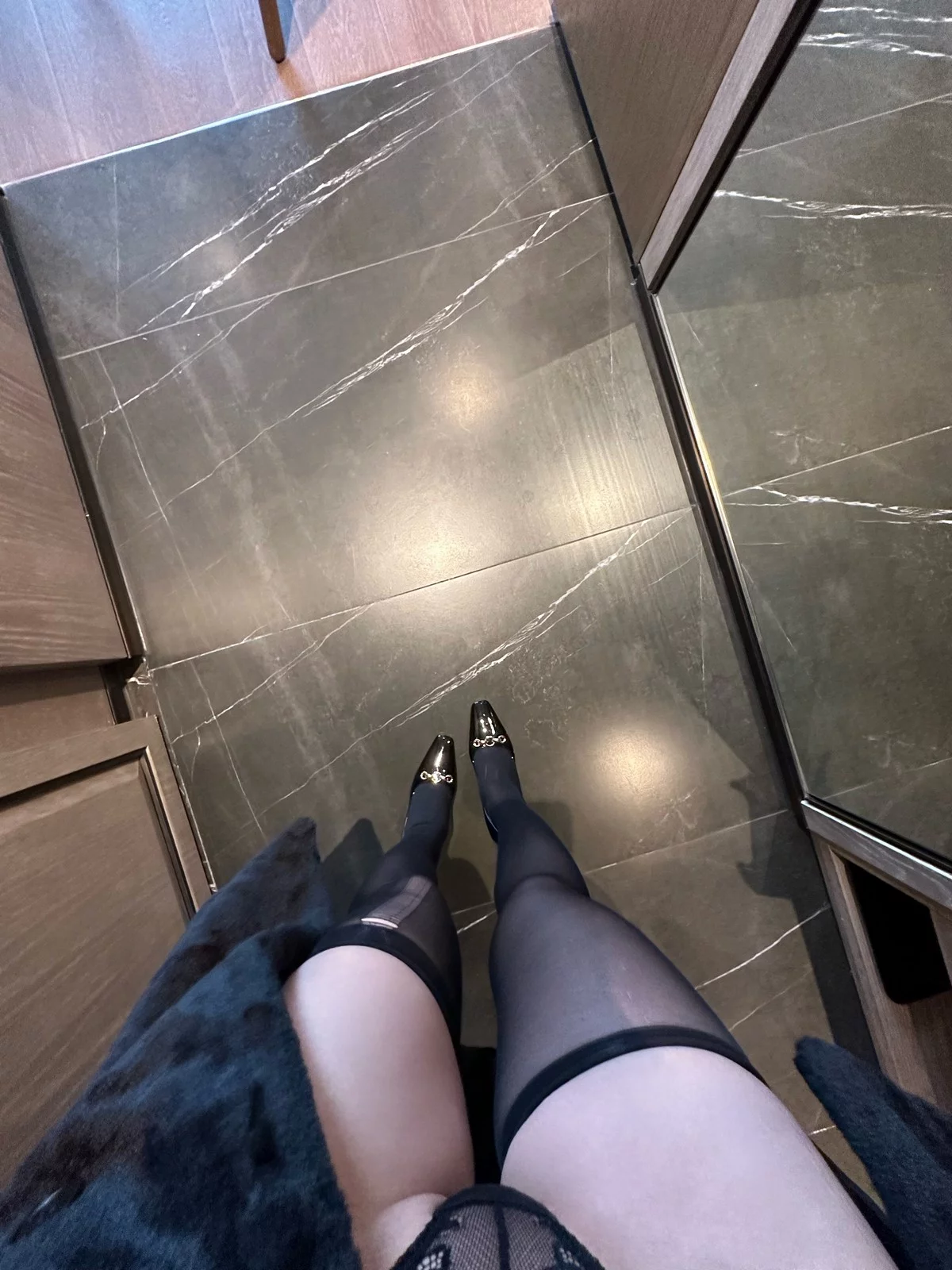 微博妹子陈大小姐微密圈写真图包主题私房性感内衣系列秀豪乳肥臀撩人诱惑写真75P