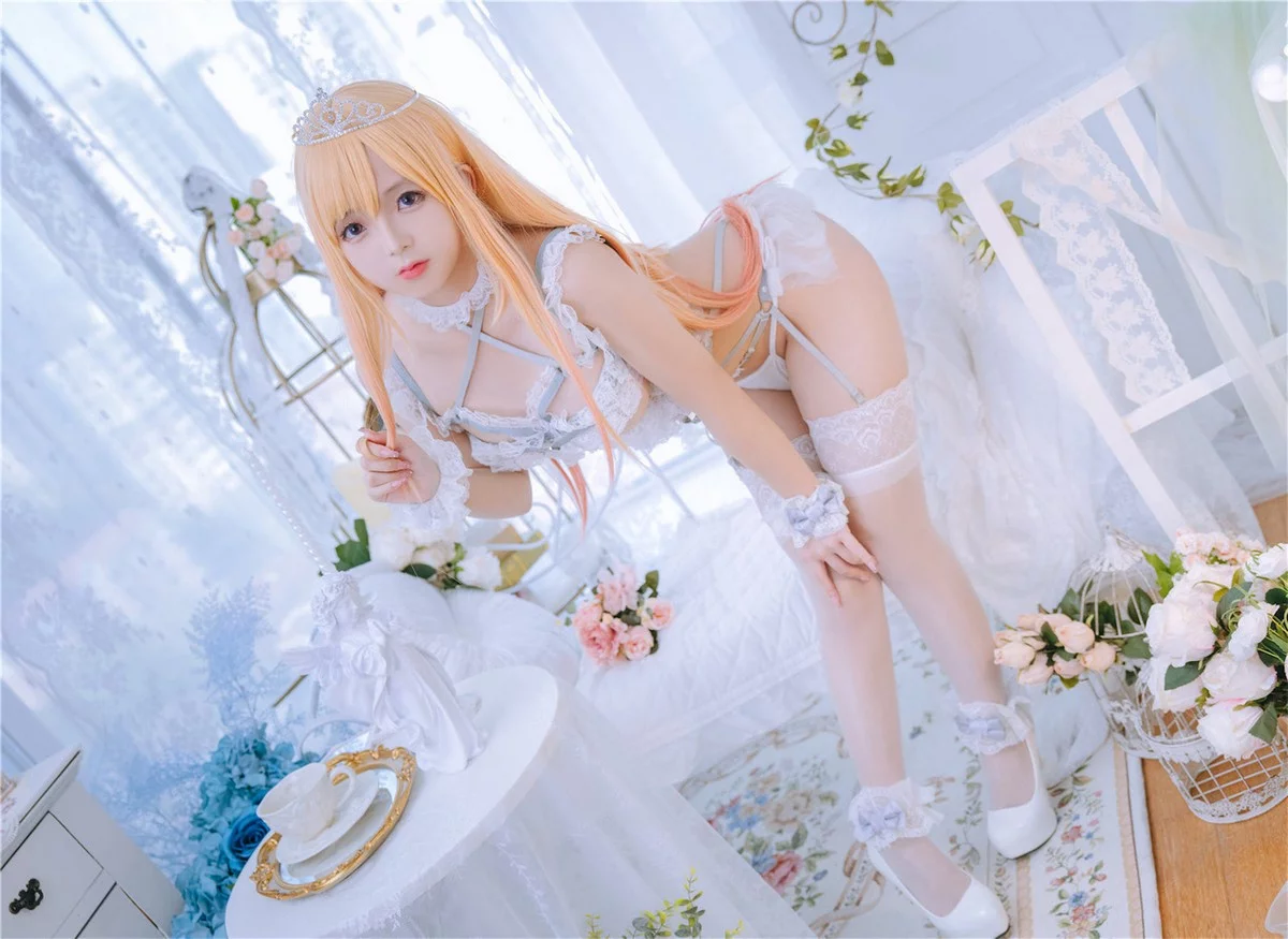 Cosplay美女日奈娇喜多川海梦花嫁主题性感白色情趣内衣配蕾丝袜完美诱惑写真76P