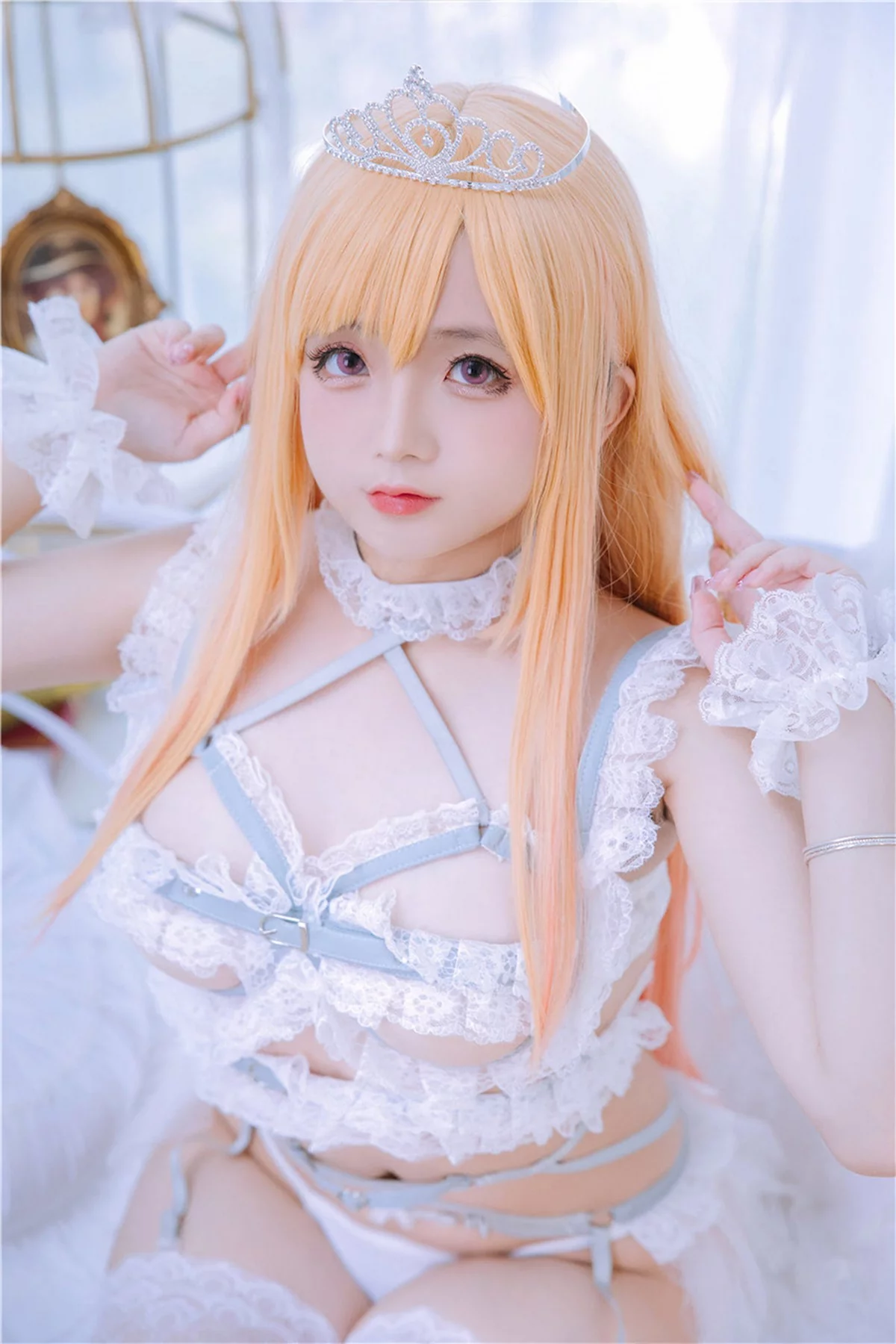 Cosplay美女日奈娇喜多川海梦花嫁主题性感白色情趣内衣配蕾丝袜完美诱惑写真76P