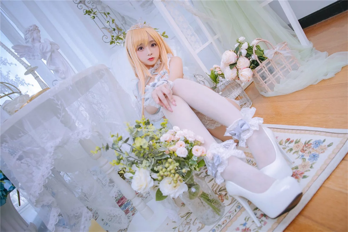 Cosplay美女日奈娇喜多川海梦花嫁主题性感白色情趣内衣配蕾丝袜完美诱惑写真76P