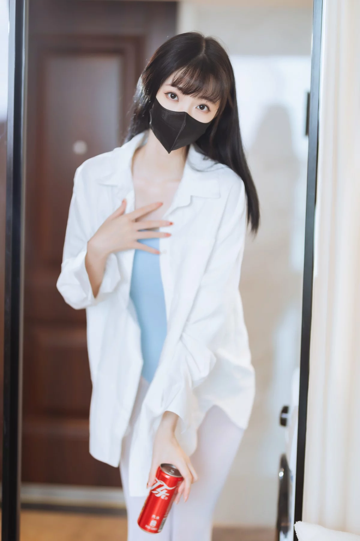 网络美女许岚蓝色芭蕾主题性感白T 下蓝色连体衣配白丝袜秀曼妙身姿诱惑写真40P
