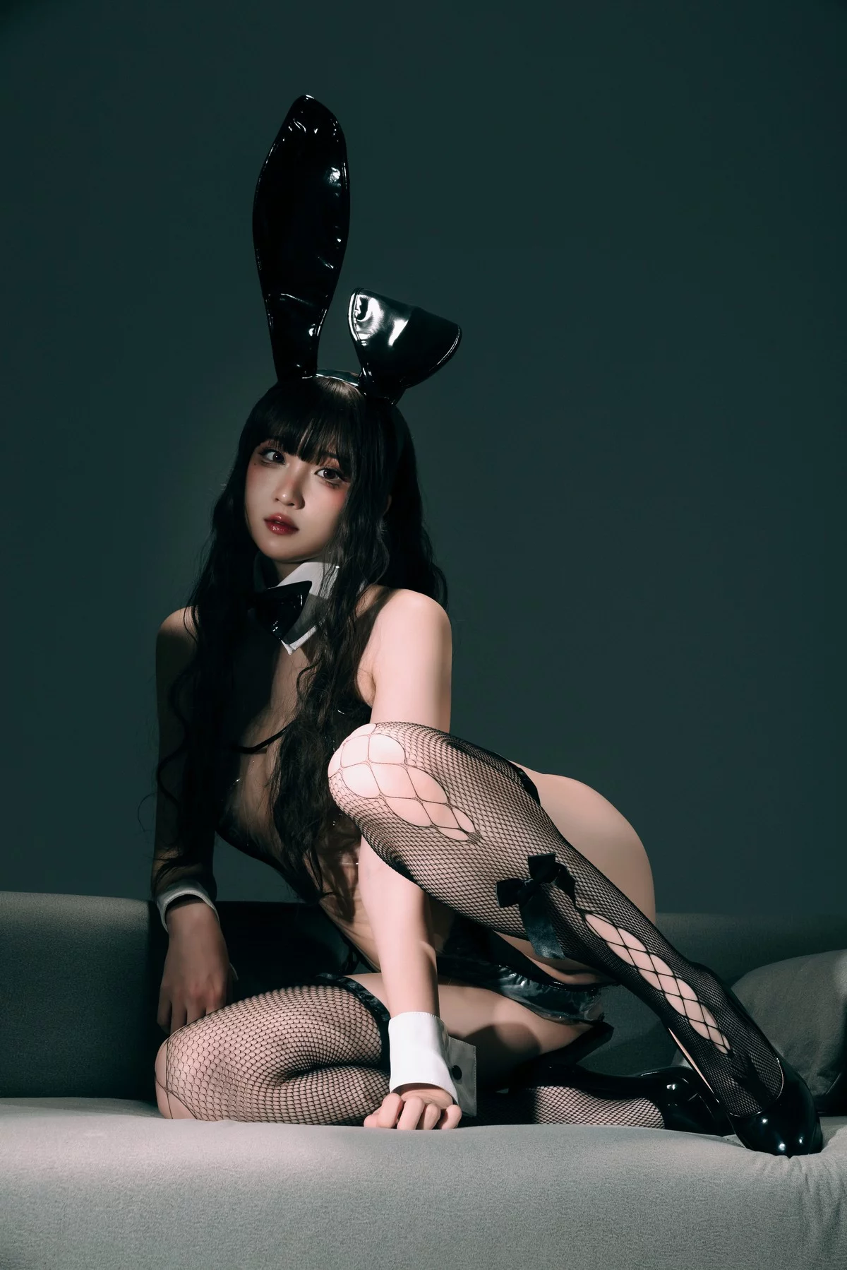 Corer美女瓦斯塔亚小龙虾兔女郎主题私房性感兔女郎服饰系列秀完美身材诱惑写真134P