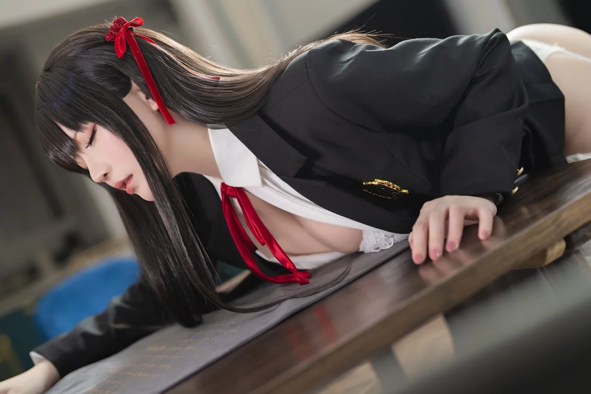 Coser小姐姐星之迟迟催眠妹妹主题私房性感服饰下白色内衣秀丰满身材诱惑写真179P
