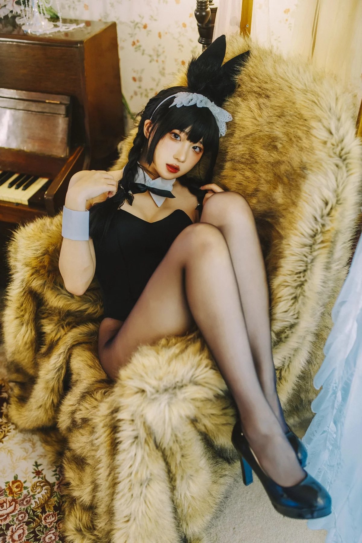 Corer美女瓦斯塔亚小龙虾兔女郎主题私房性感兔女郎服饰系列秀完美身材诱惑写真134P