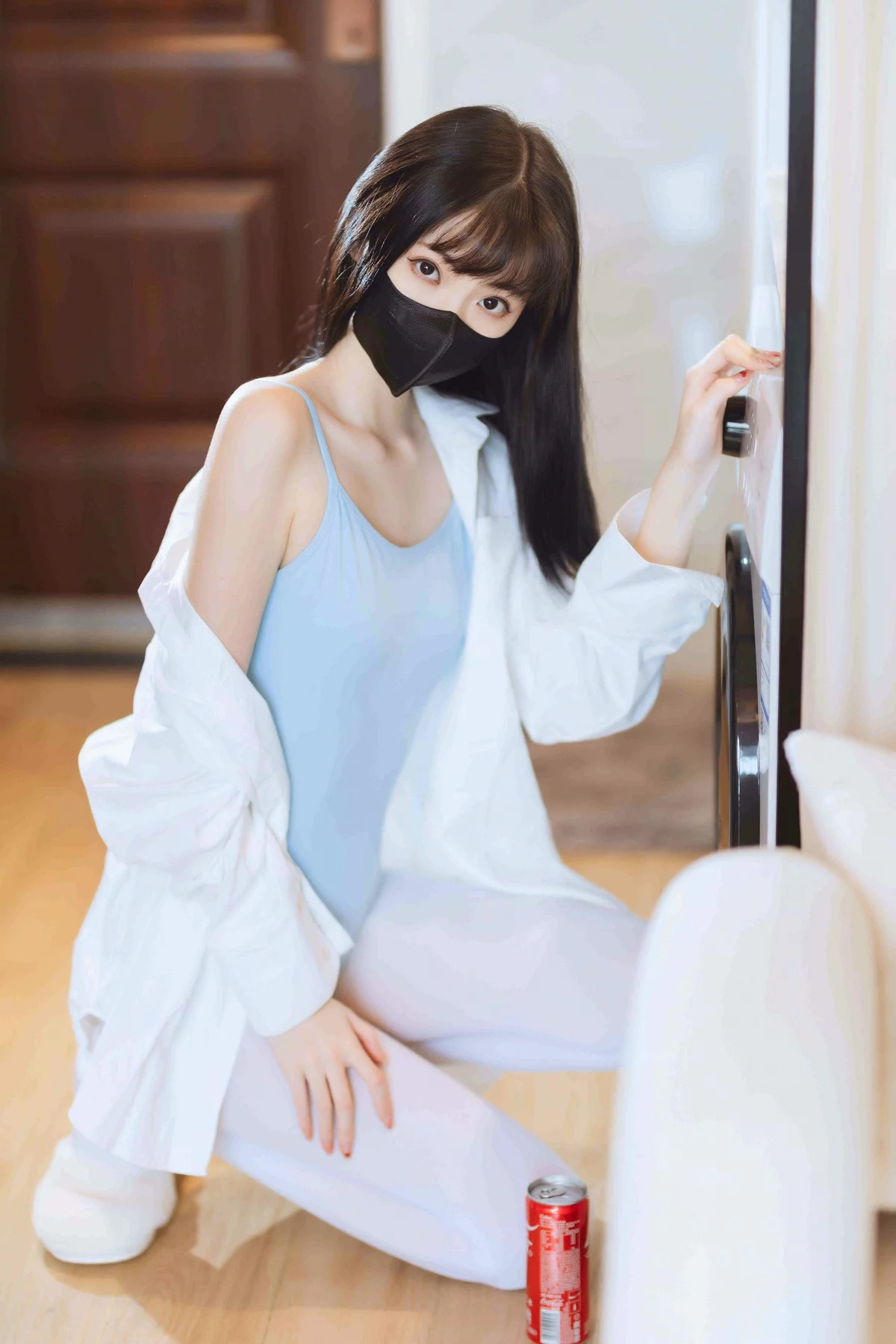 网络美女许岚蓝色芭蕾主题性感白T 下蓝色连体衣配白丝袜秀曼妙身姿诱惑写真40P