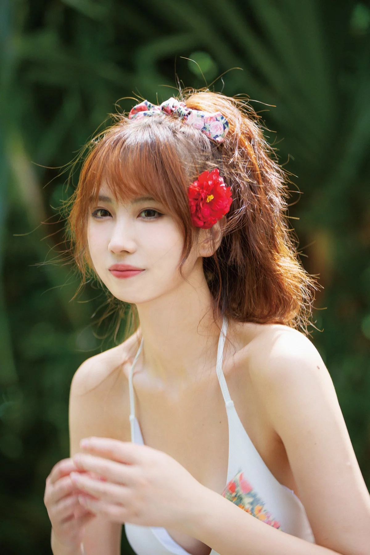 次元少女念雪ww昭和碎花主题性感白色低胸连衣泳衣配碎花短裙迷人诱惑写真34P
