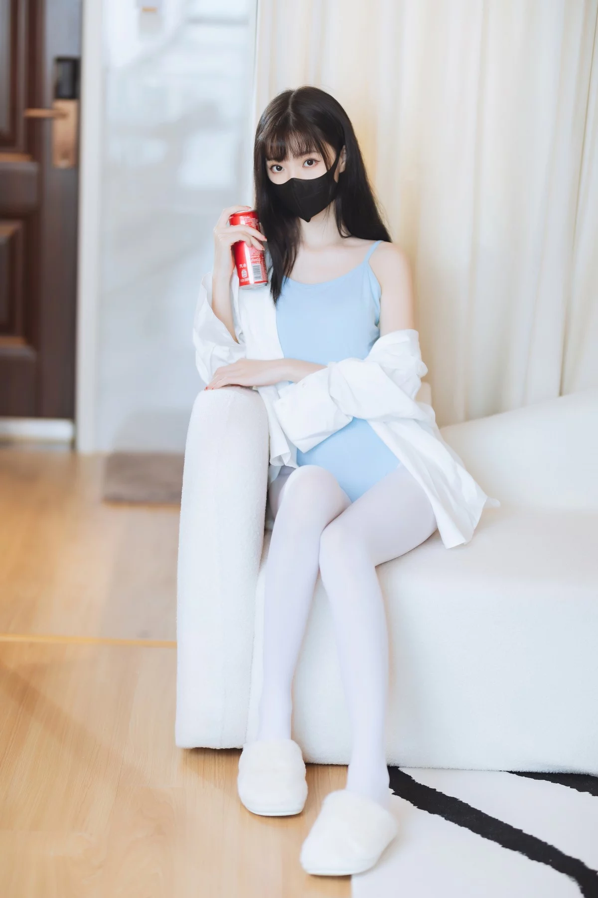 网络美女许岚蓝色芭蕾主题性感白T 下蓝色连体衣配白丝袜秀曼妙身姿诱惑写真40P